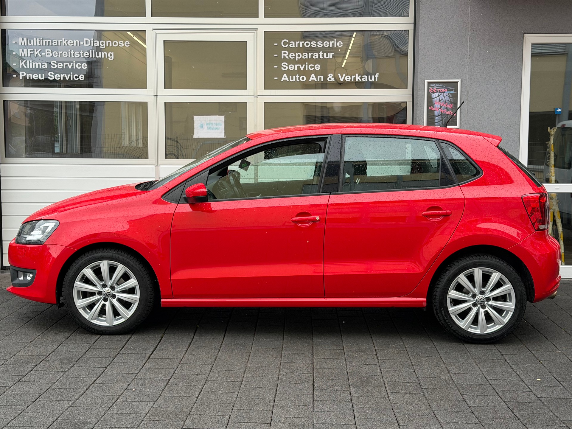 VW Polo 1.2 TSI Trendline DSG*Ab MFK&Service*Sitzheizung*Parksensoren*Gr. Display*-image-1
