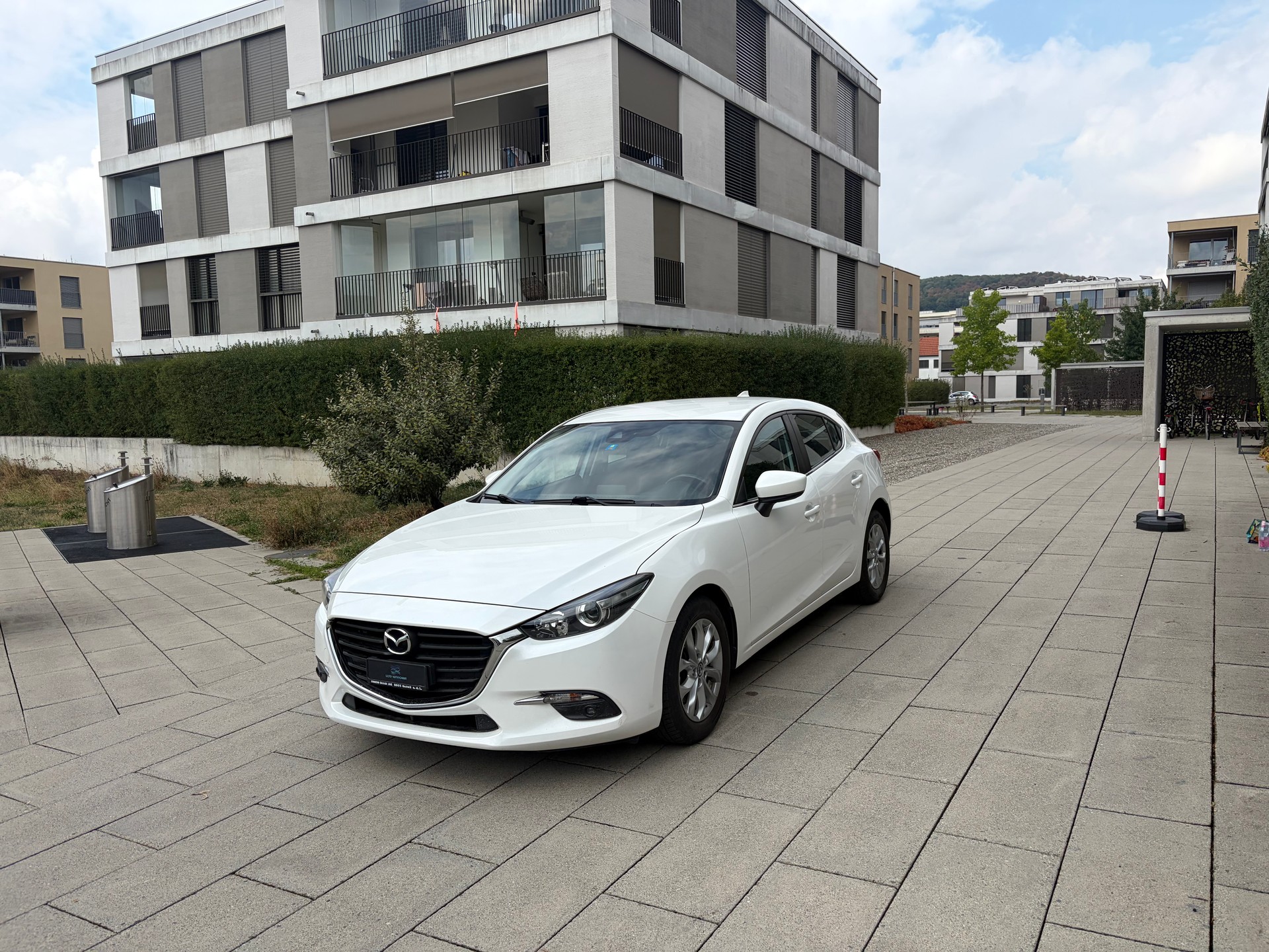 MAZDA 3 SKYACTIV-G 120 Ambition Automat-image-1
