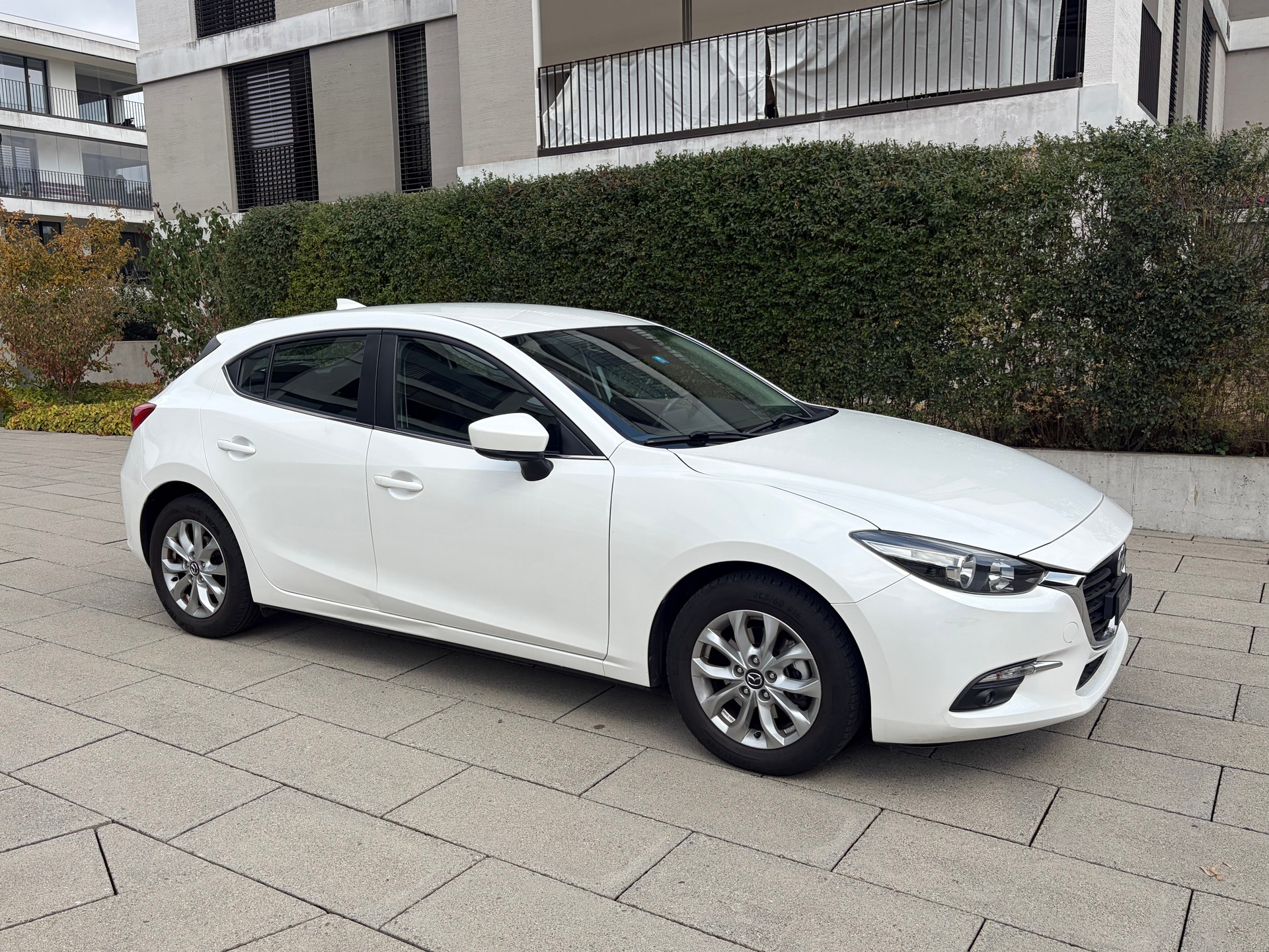 MAZDA 3 SKYACTIV-G 120 Ambition Automat-image-6