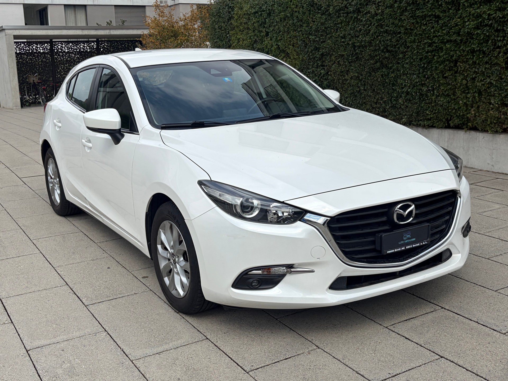 MAZDA 3 SKYACTIV-G 120 Ambition Automat-image-4