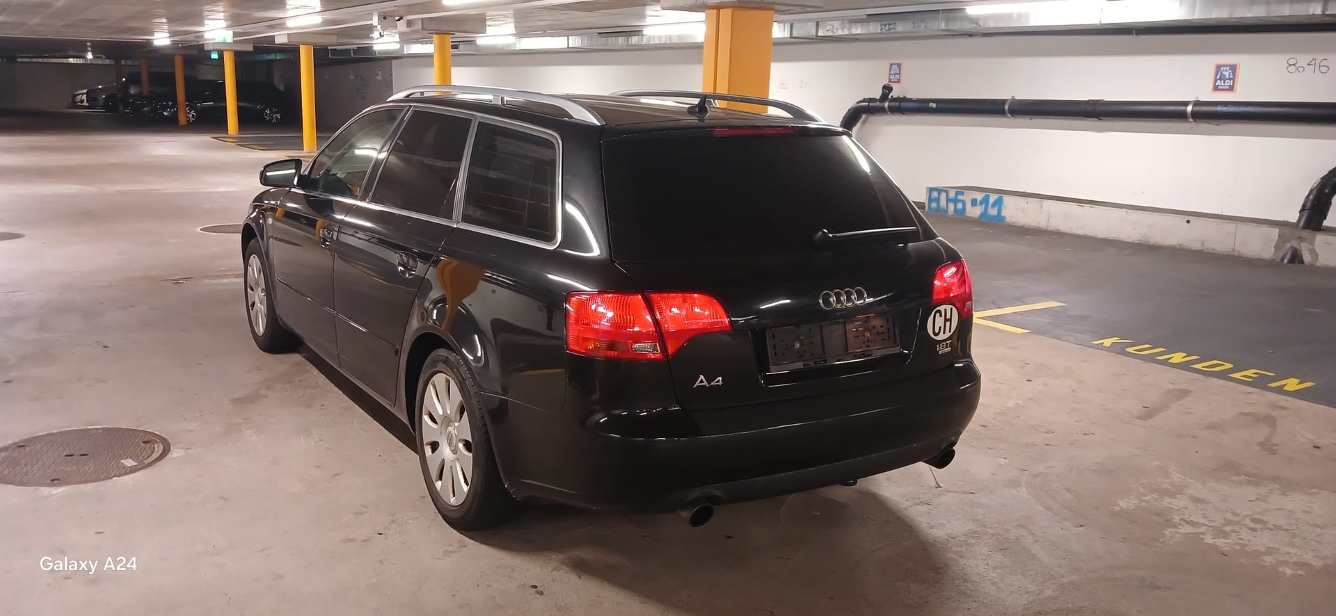 AUDI A4 Avant 1.8 Turbo quattro-image-0