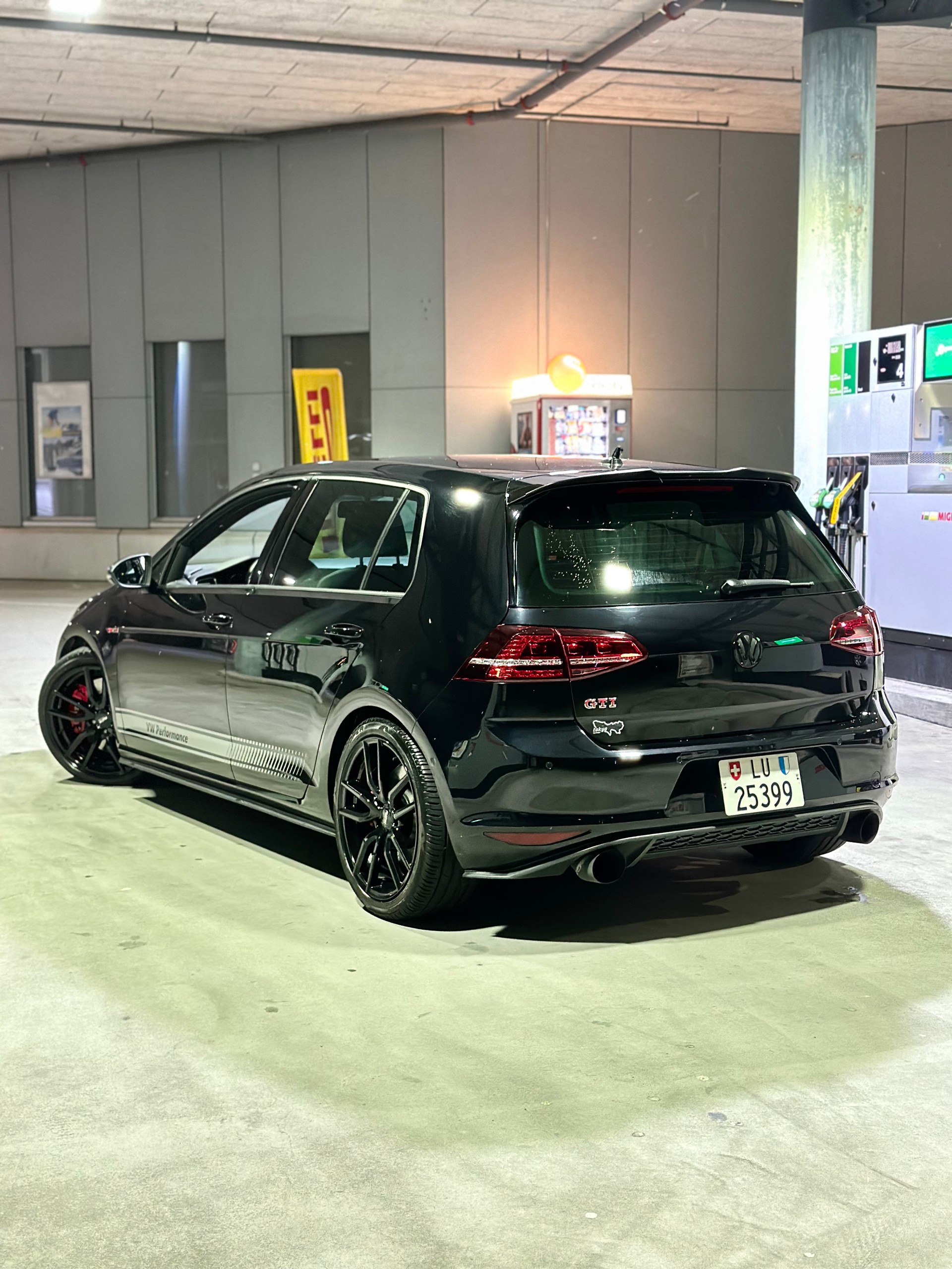 VW 2.0 TSI GTI Performance-image-2