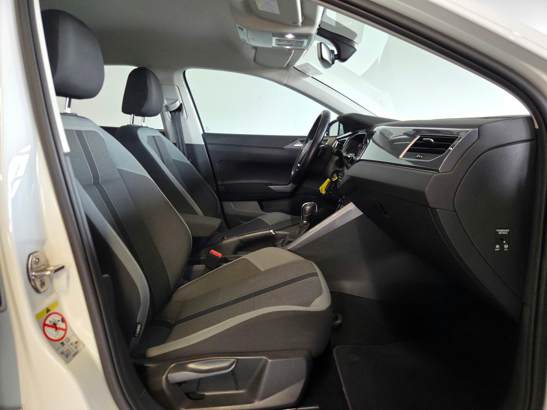 VW Polo 1.0 TSI 115 Highline DSG-image-5