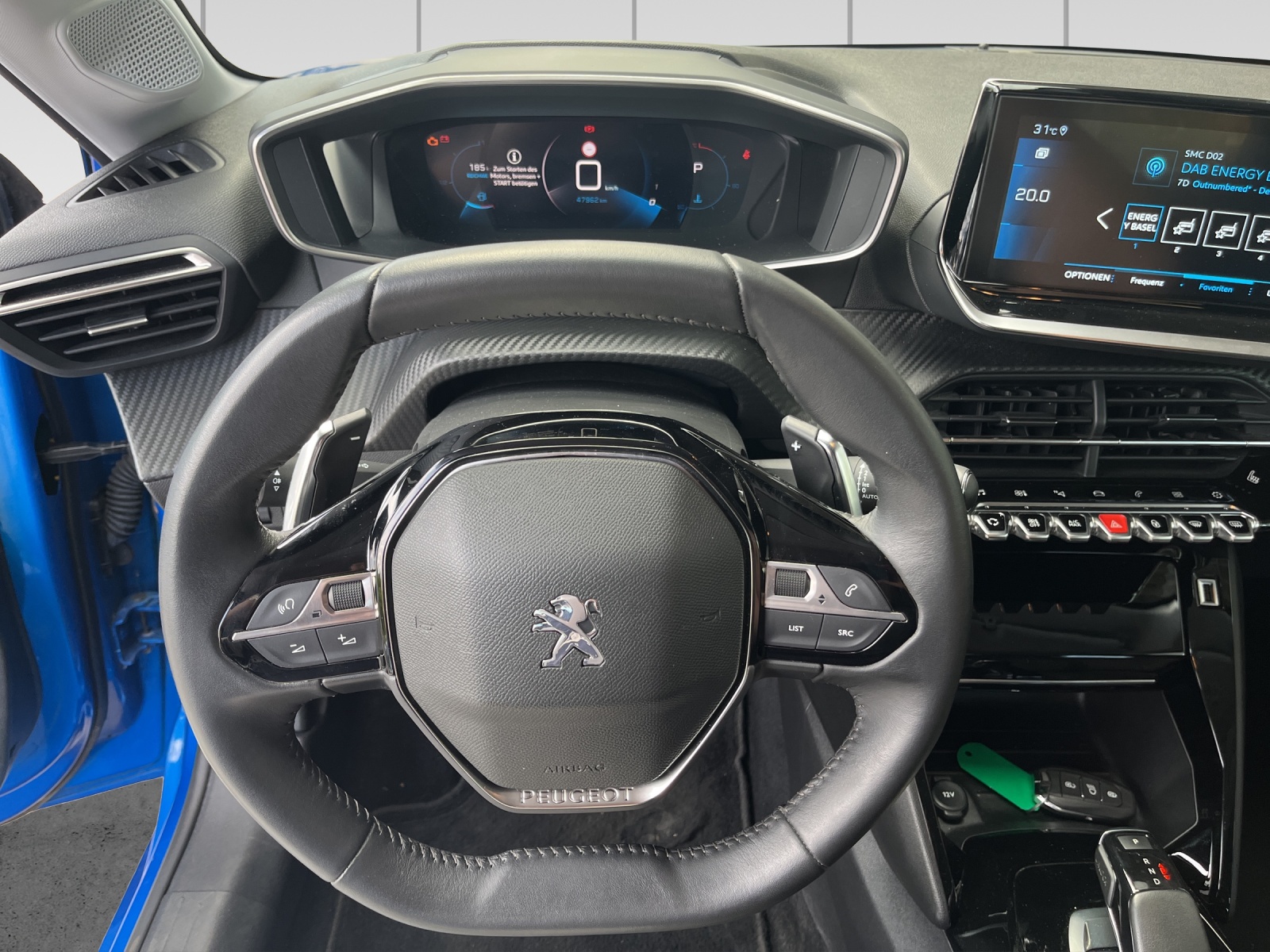 PEUGEOT 208 1.2 PureTech Allure Pack EAT8-image-8