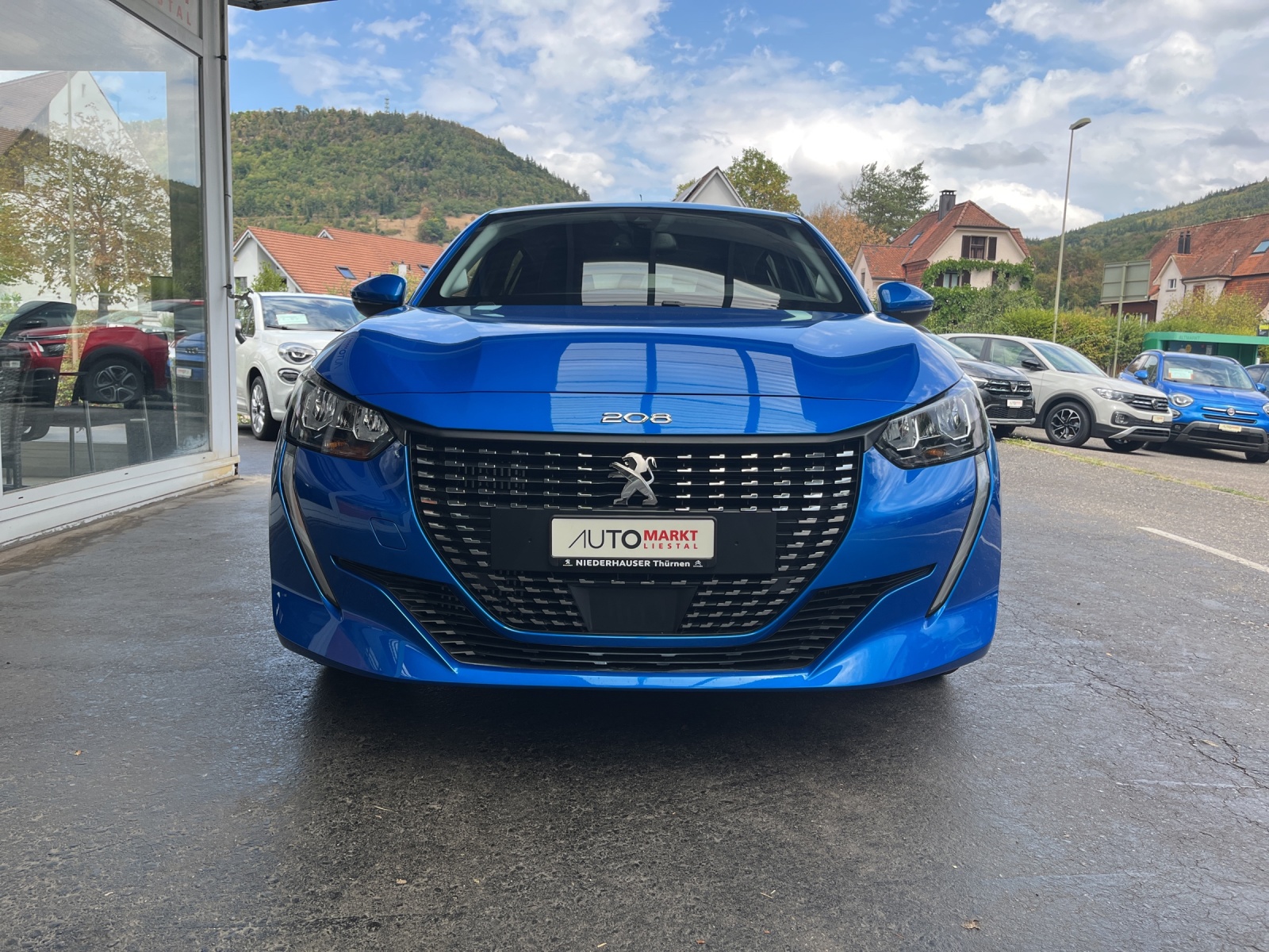 PEUGEOT 208 1.2 PureTech Allure Pack EAT8-image-5