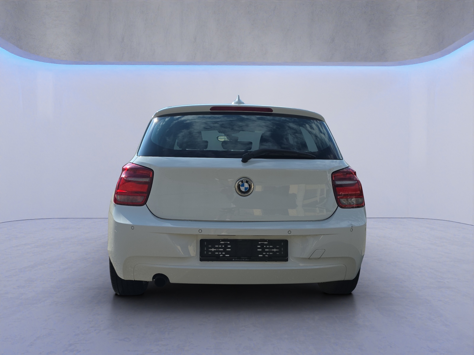 BMW 116i ab Platz zum selber aufbereiten-image-3