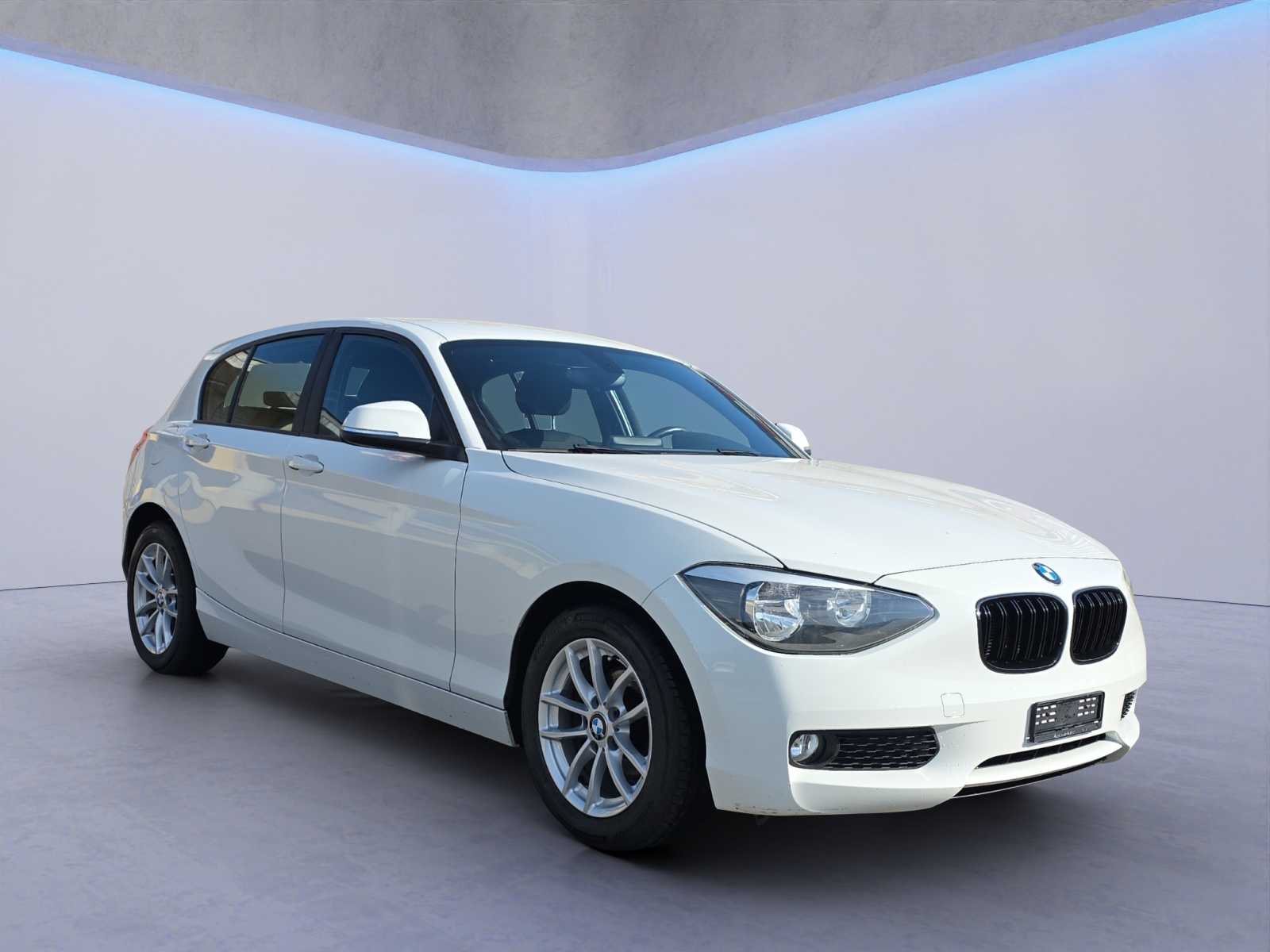 BMW 116i ab Platz zum selber aufbereiten-image-6