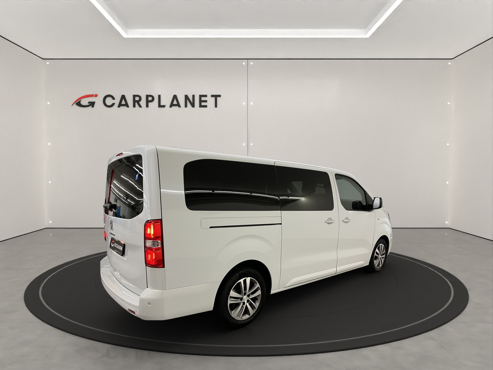 PEUGEOT Traveller Long 2.0 BlueHDi 180 Business VIP S/S-image-4