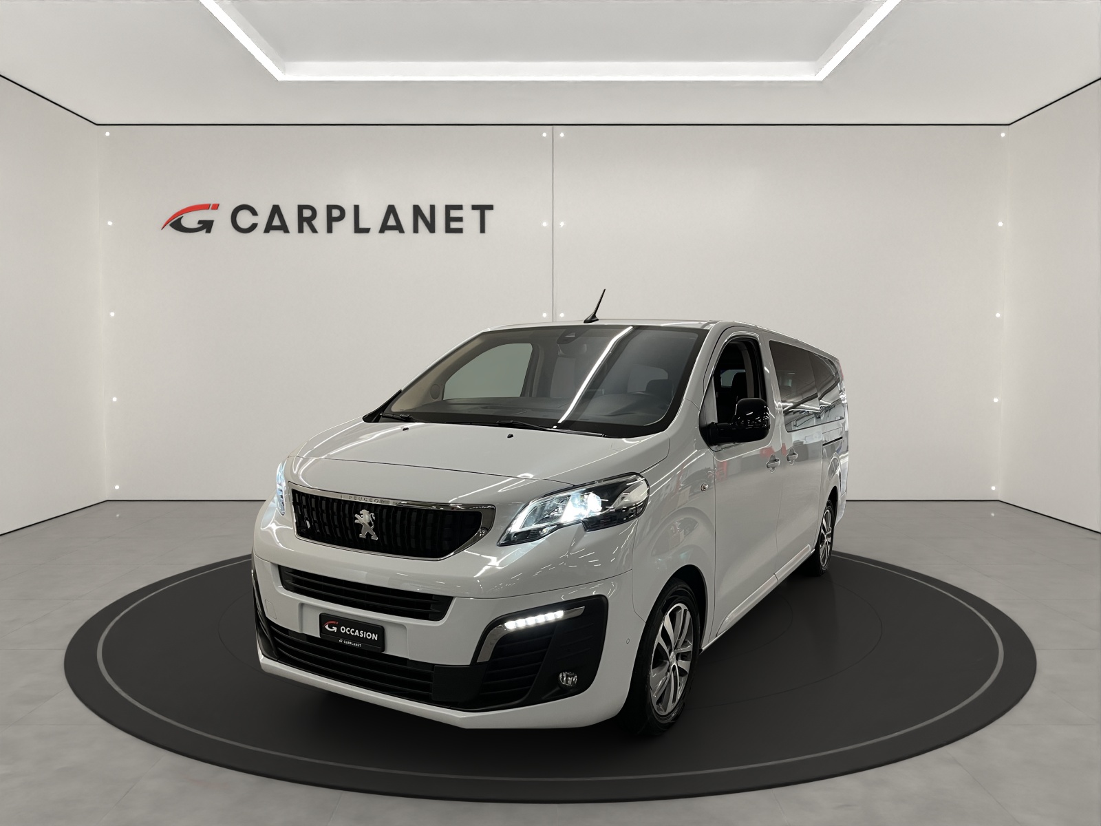 PEUGEOT Traveller Long 2.0 BlueHDi 180 Business VIP S/S-image-0