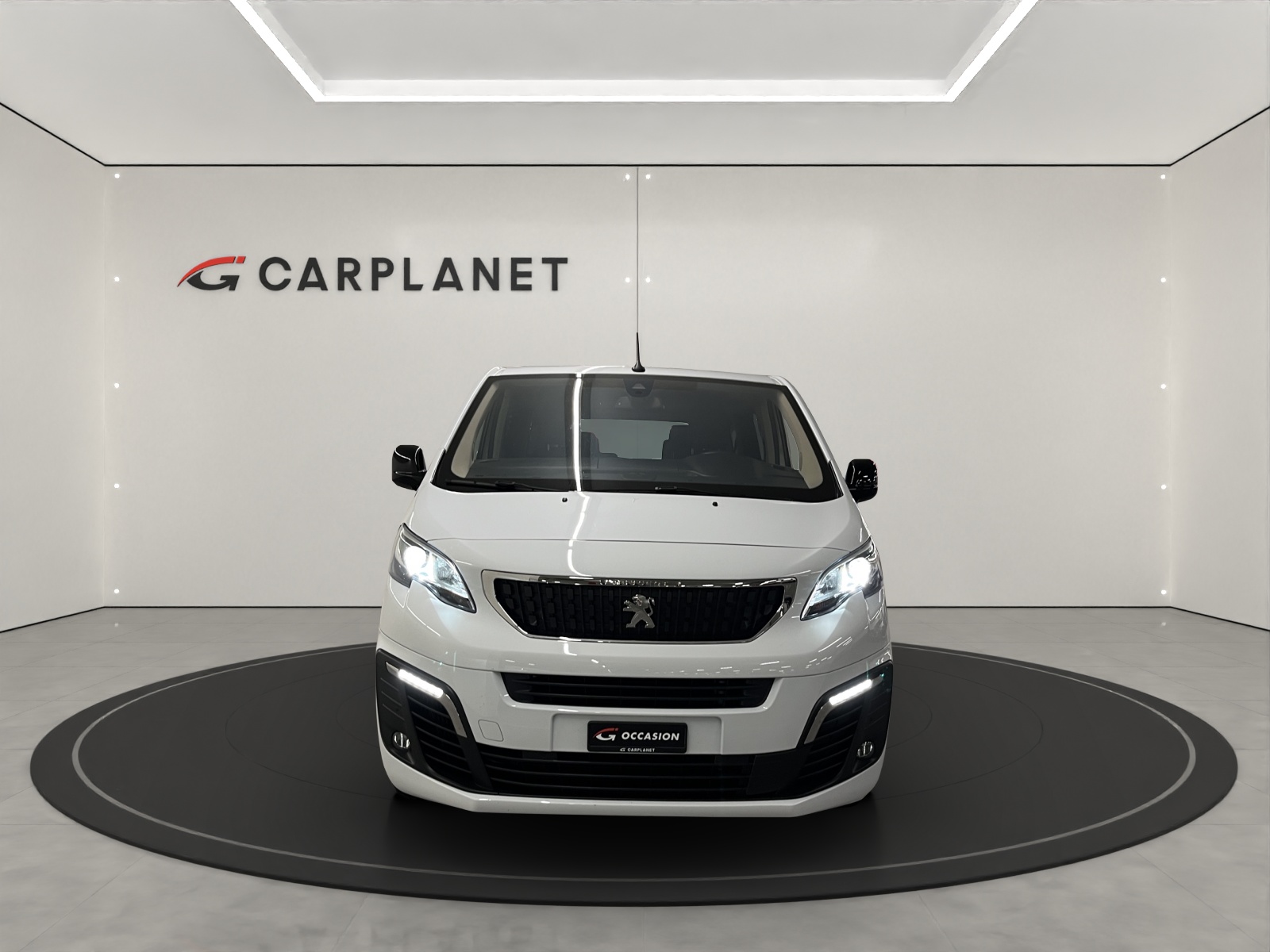 PEUGEOT Traveller Long 2.0 BlueHDi 180 Business VIP S/S-image-1
