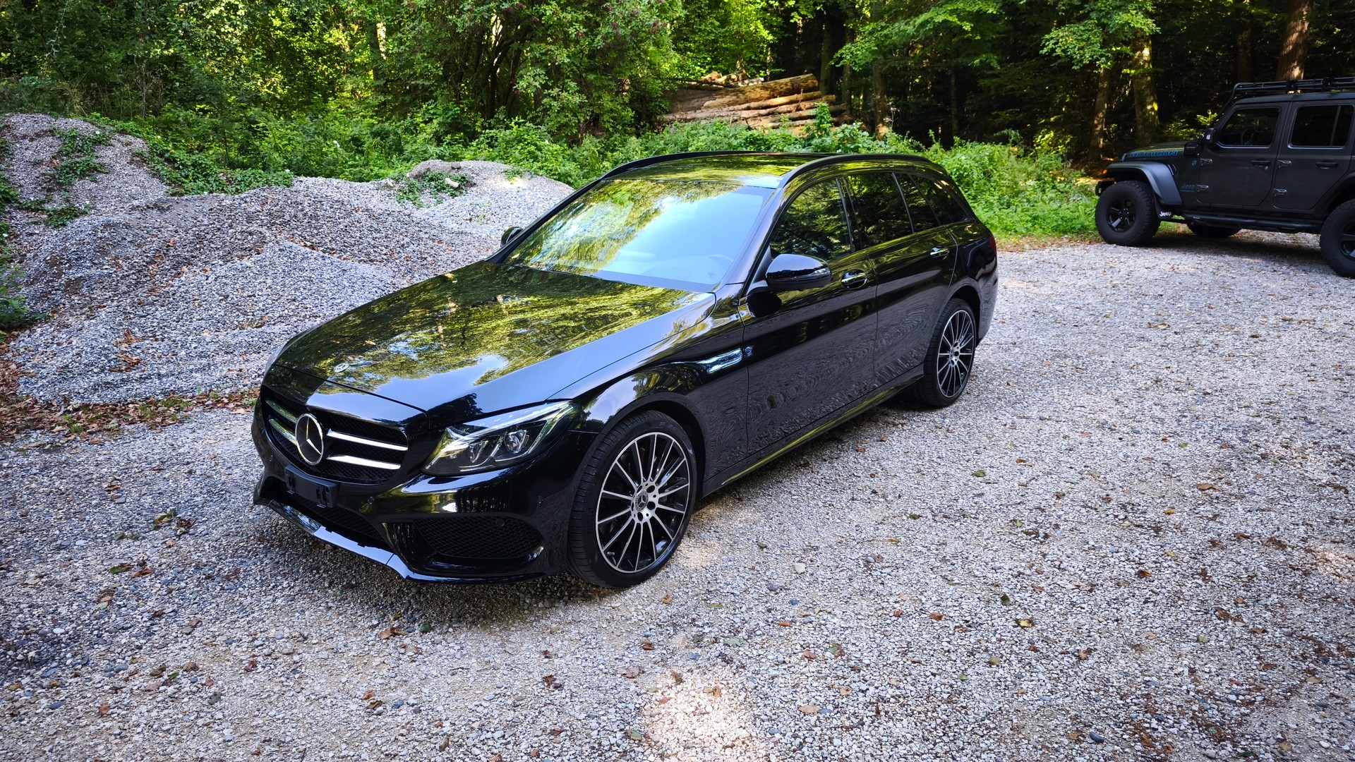 MERCEDES-BENZ C 250 d Swiss Star AMG Line 4m-image-1