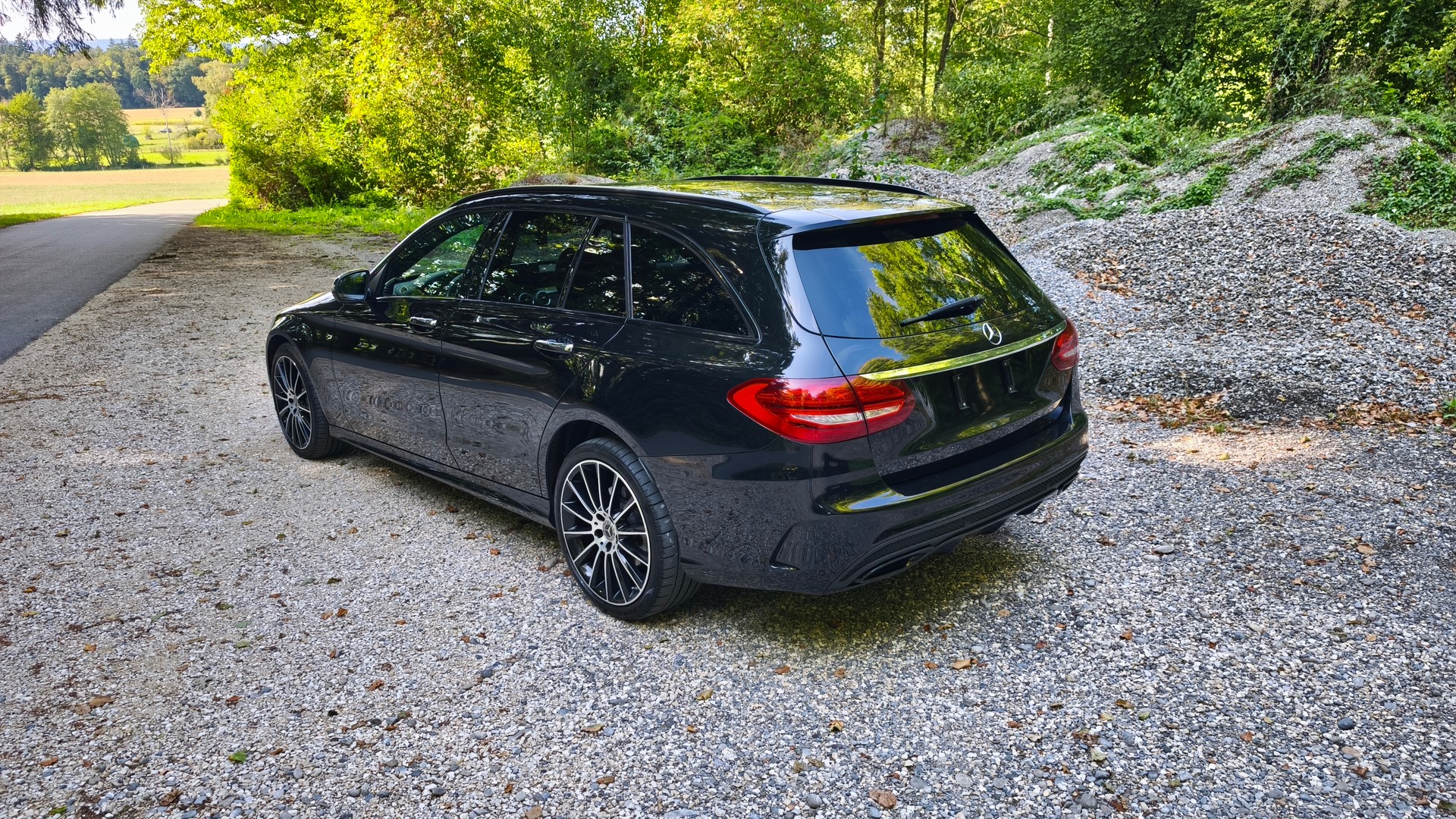 MERCEDES-BENZ C 250 d Swiss Star AMG Line 4m-image-3