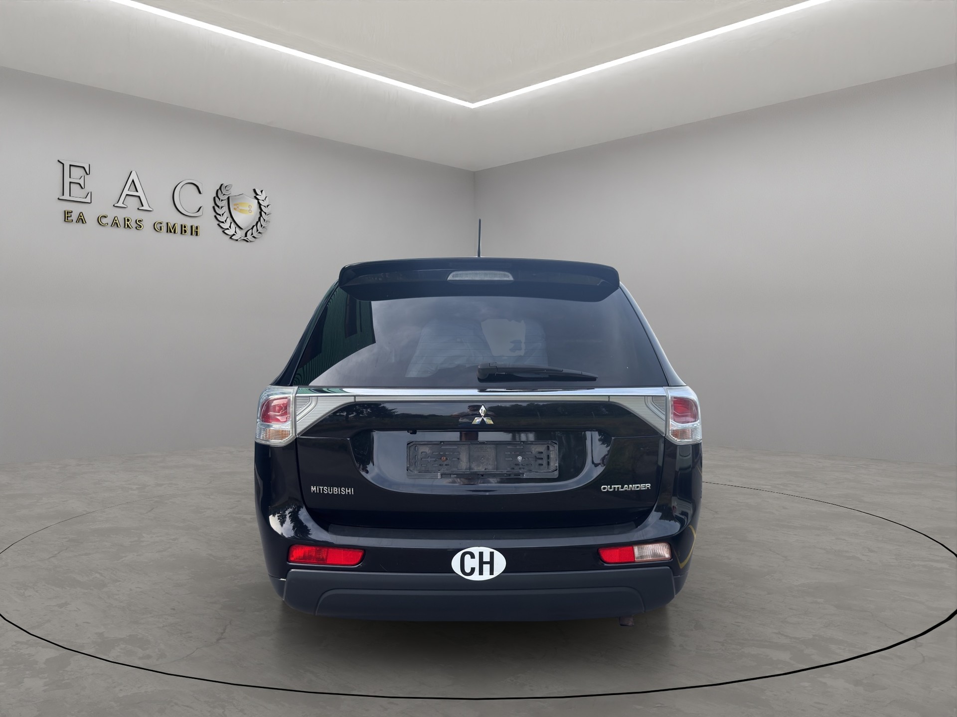 MITSUBISHI Outlander 2.2 DID Navigator 4WD Automatic-image-3
