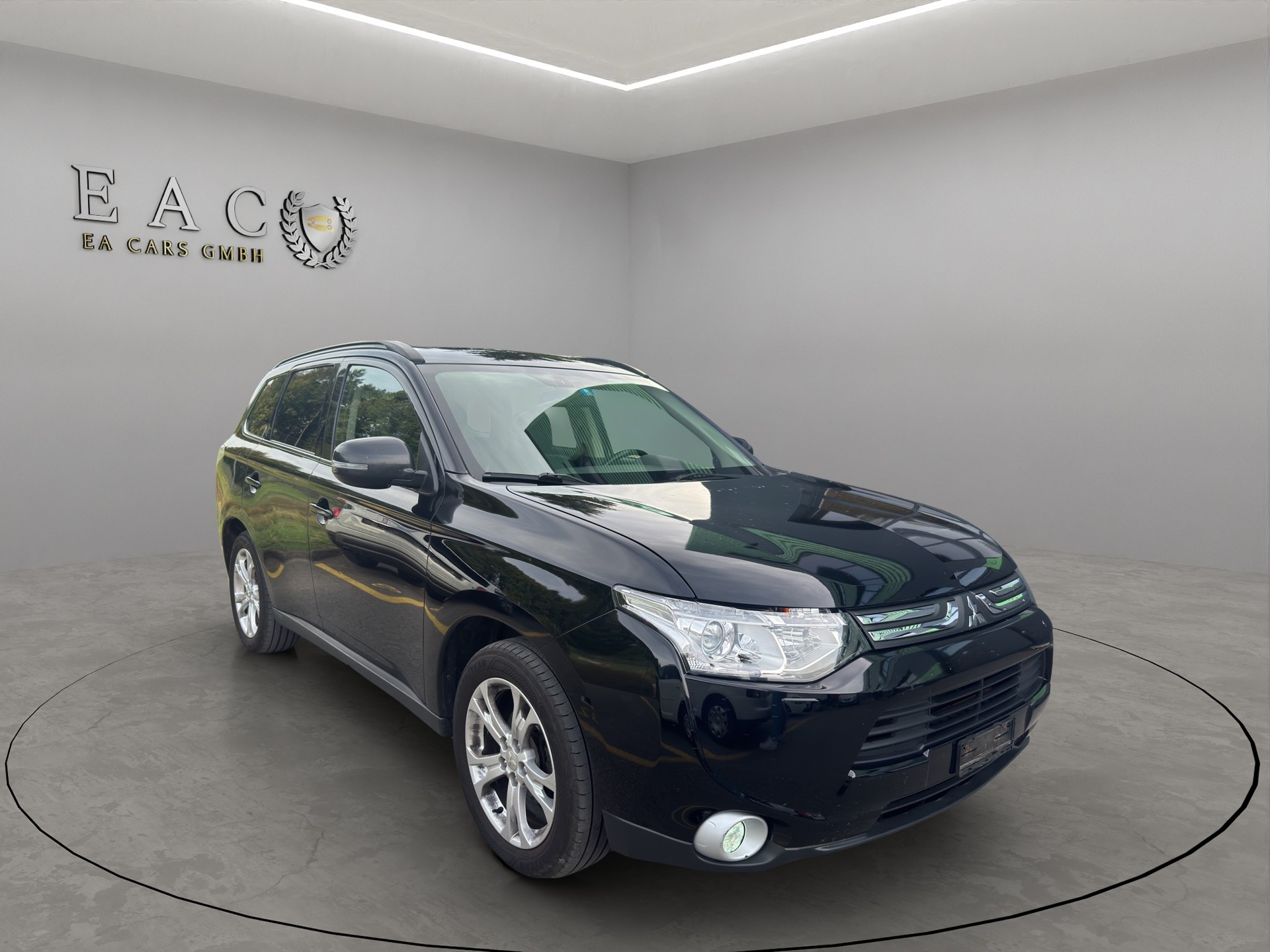 MITSUBISHI Outlander 2.2 DID Navigator 4WD Automatic-image-6