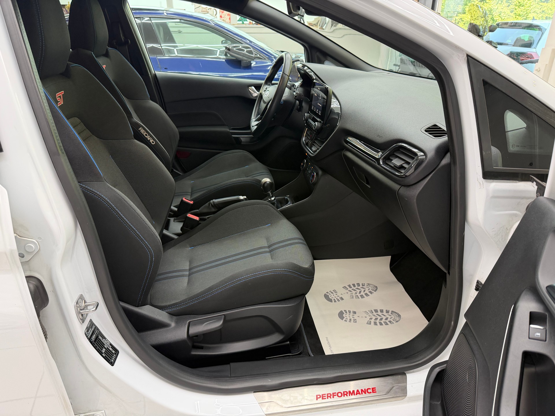FORD Fiesta 1.5 EcoB ST-image-14