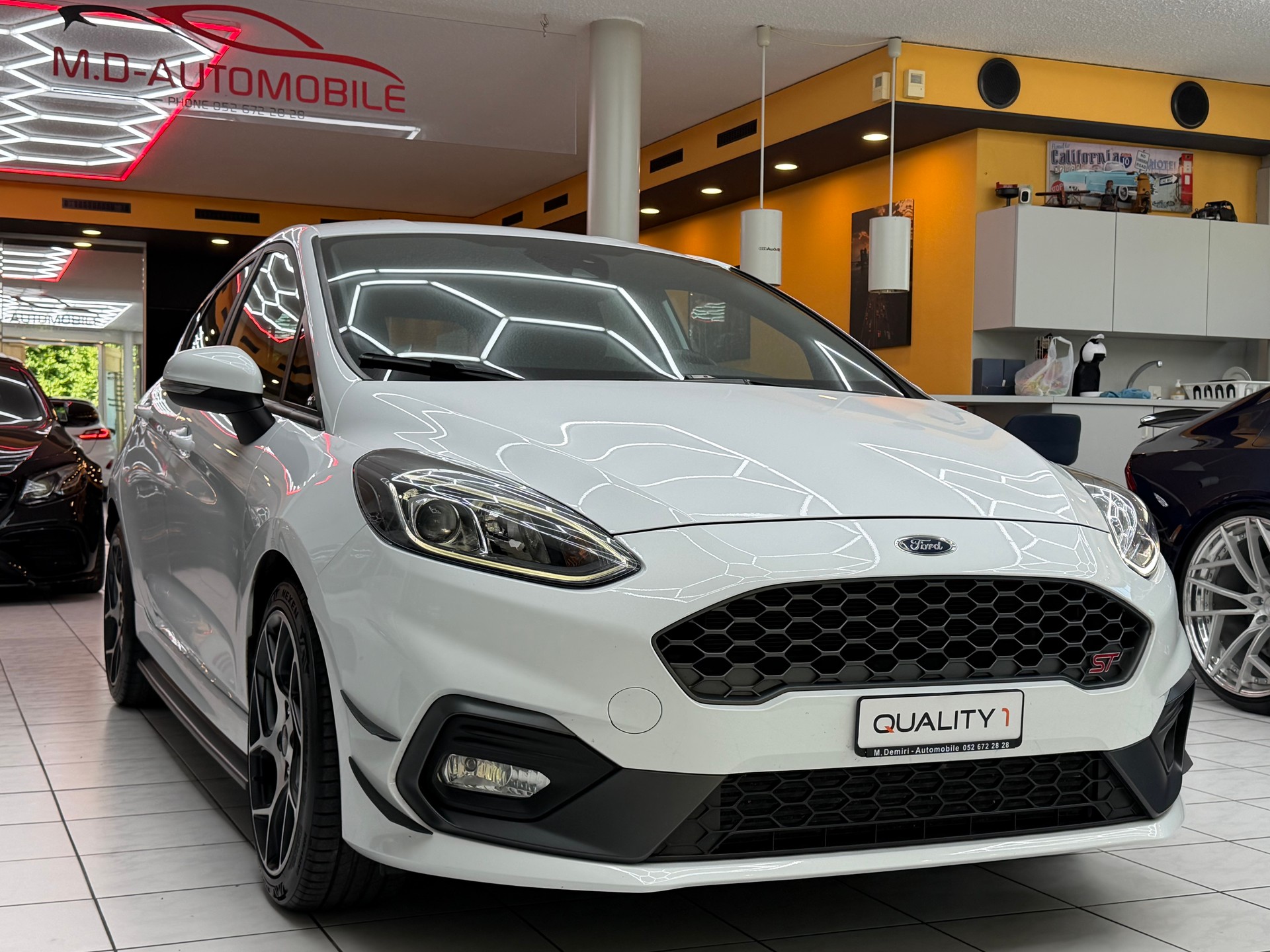FORD Fiesta 1.5 EcoB ST-image-2
