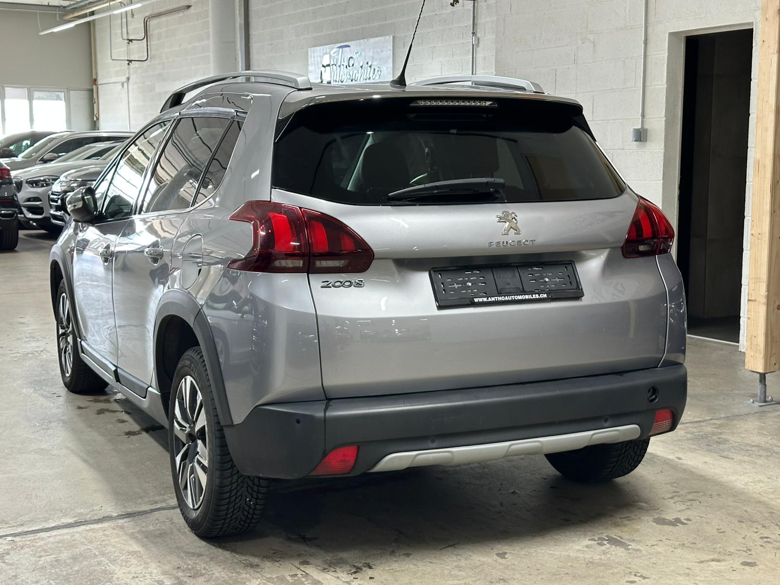 PEUGEOT 2008 1.6 BlueHDi Allure-image-5