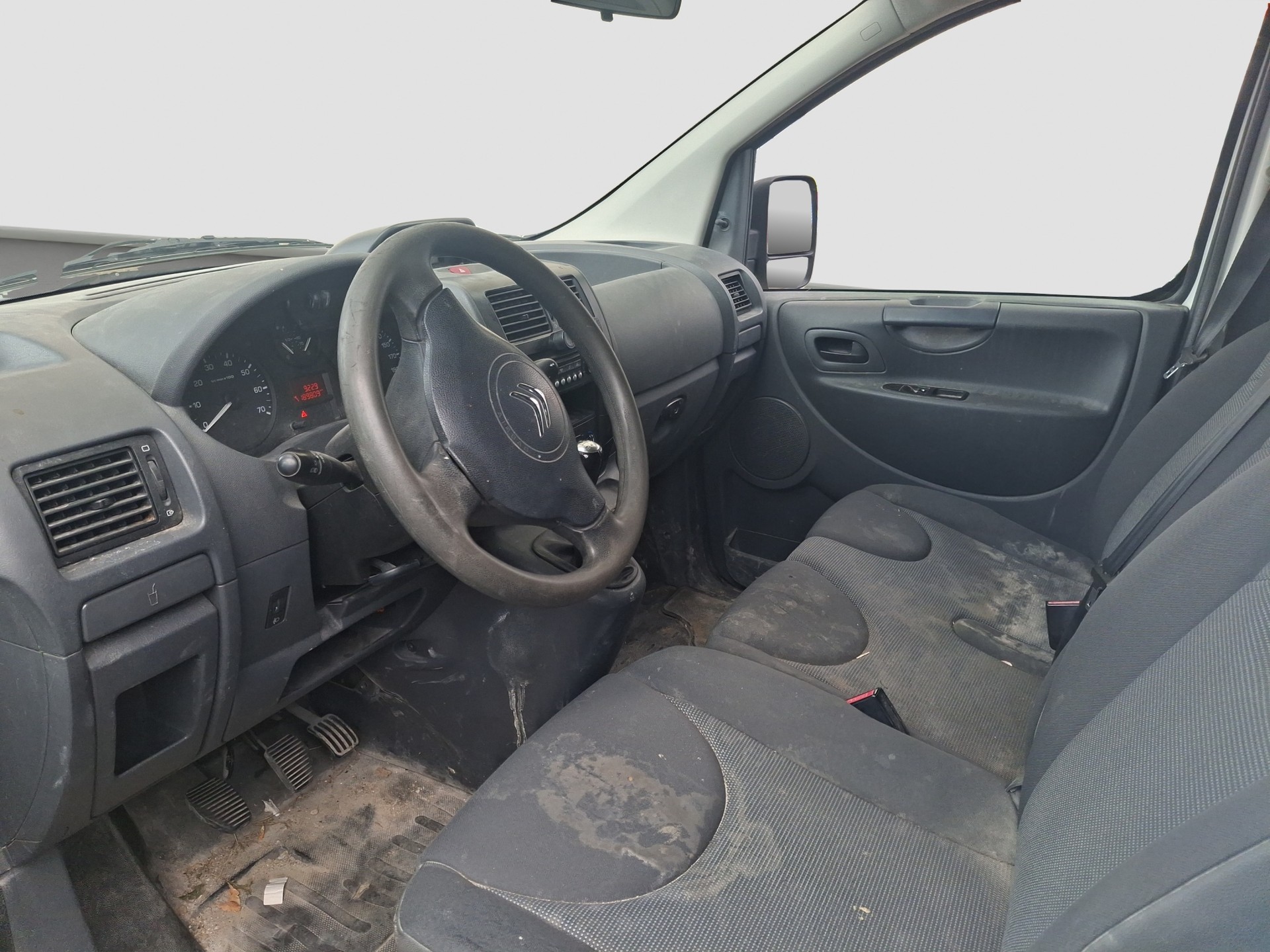 CITROEN Jumpy 1.6 HDi 12 L1H1-image-4