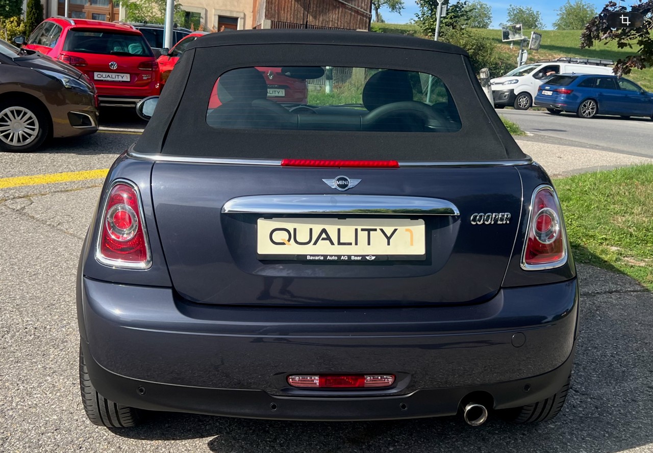 MINI Cooper Cabriolet-image-2