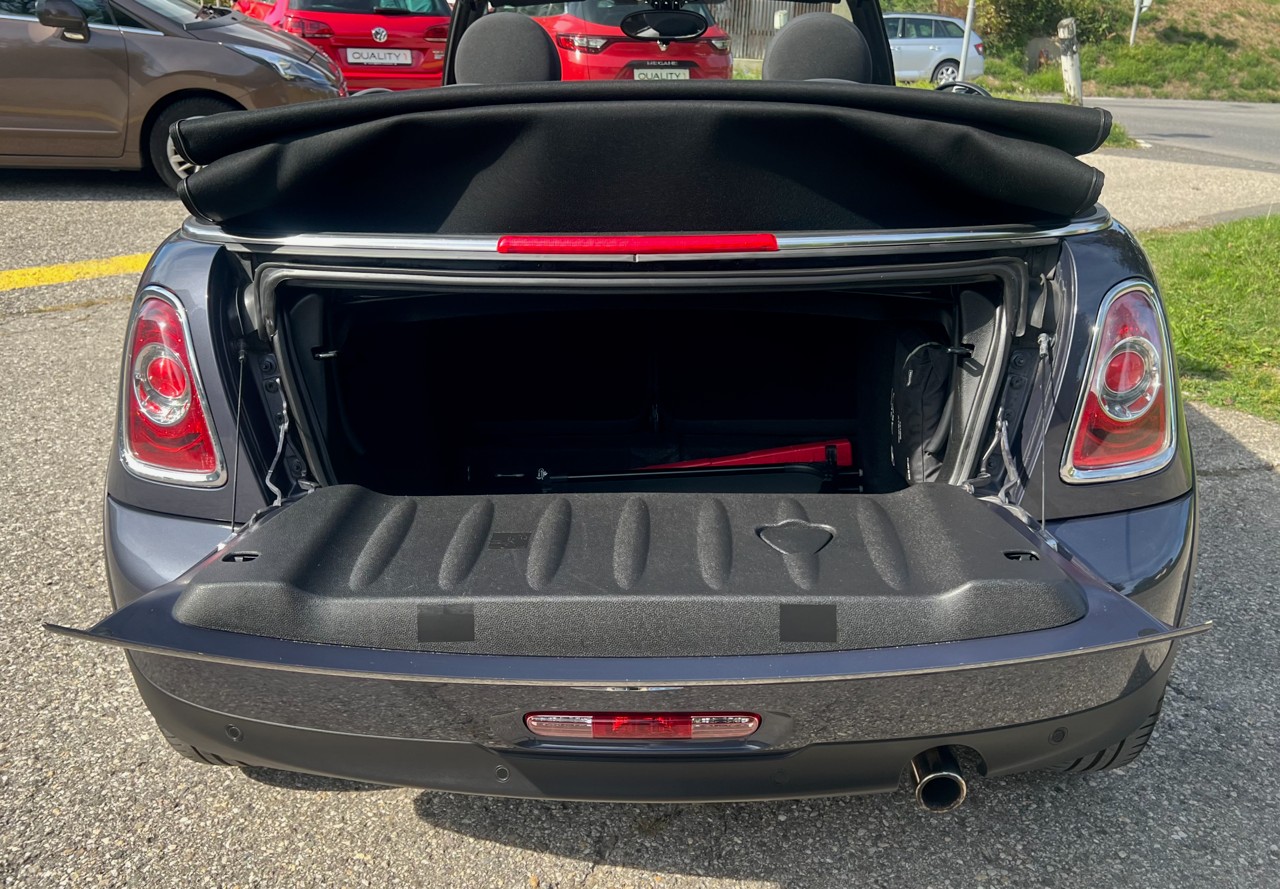MINI Cooper Cabriolet-image-15