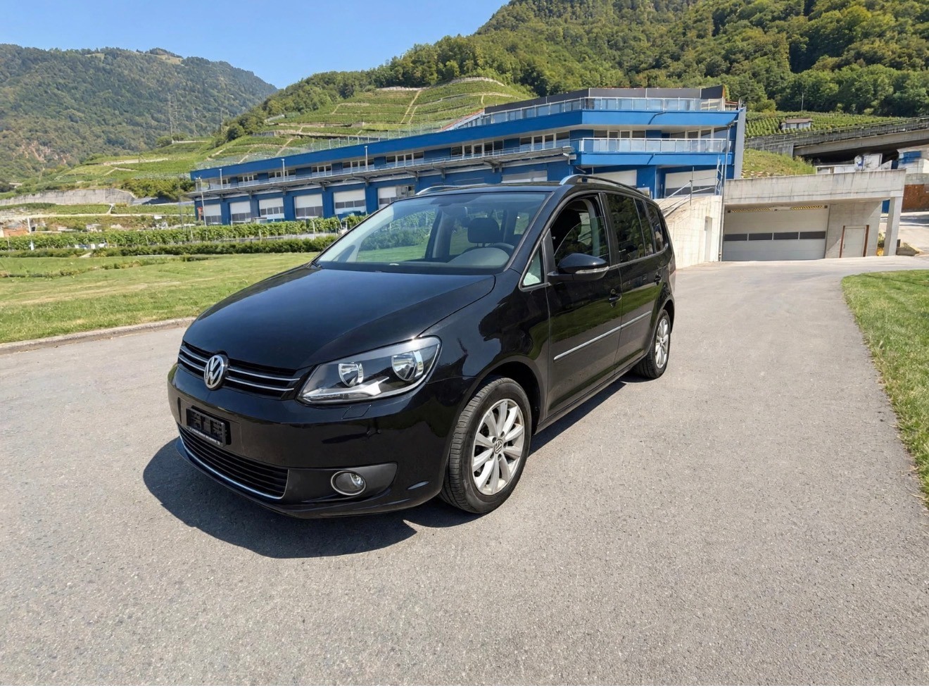 VW Touran 1.4 TSI Highline DSG-showroom-element-1