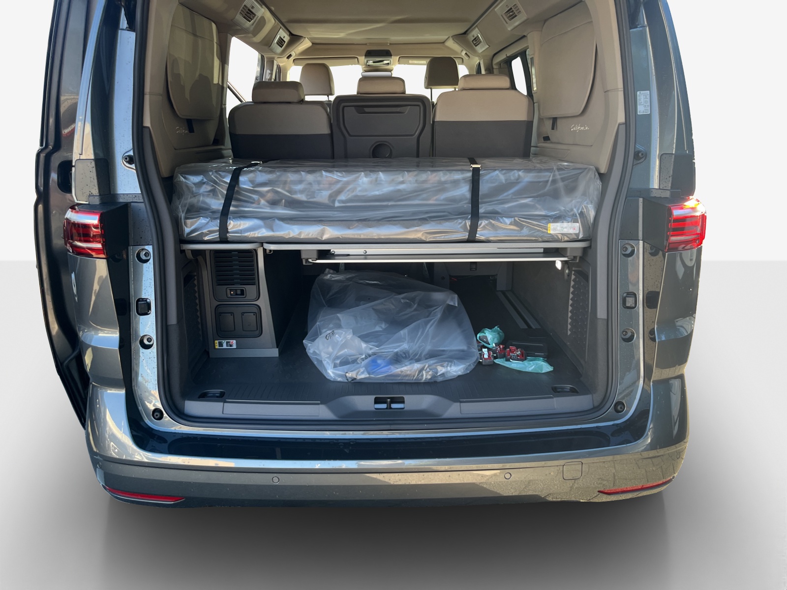VW California 2.0 TDI Beach Tour-image-10