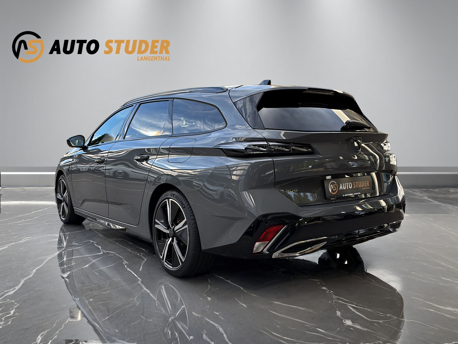 PEUGEOT 308 SW 1.6 PHEV 180 GT-image-8