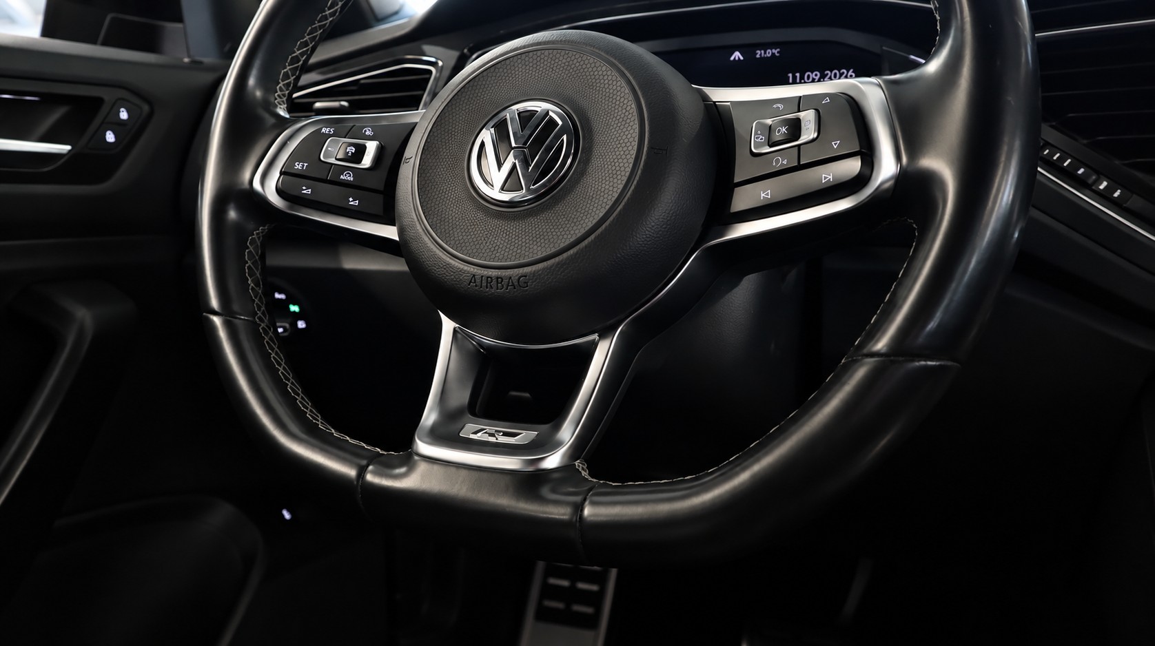 VW T-Roc 2.0 TDI SCR Sport DSG 4Motion-image-12