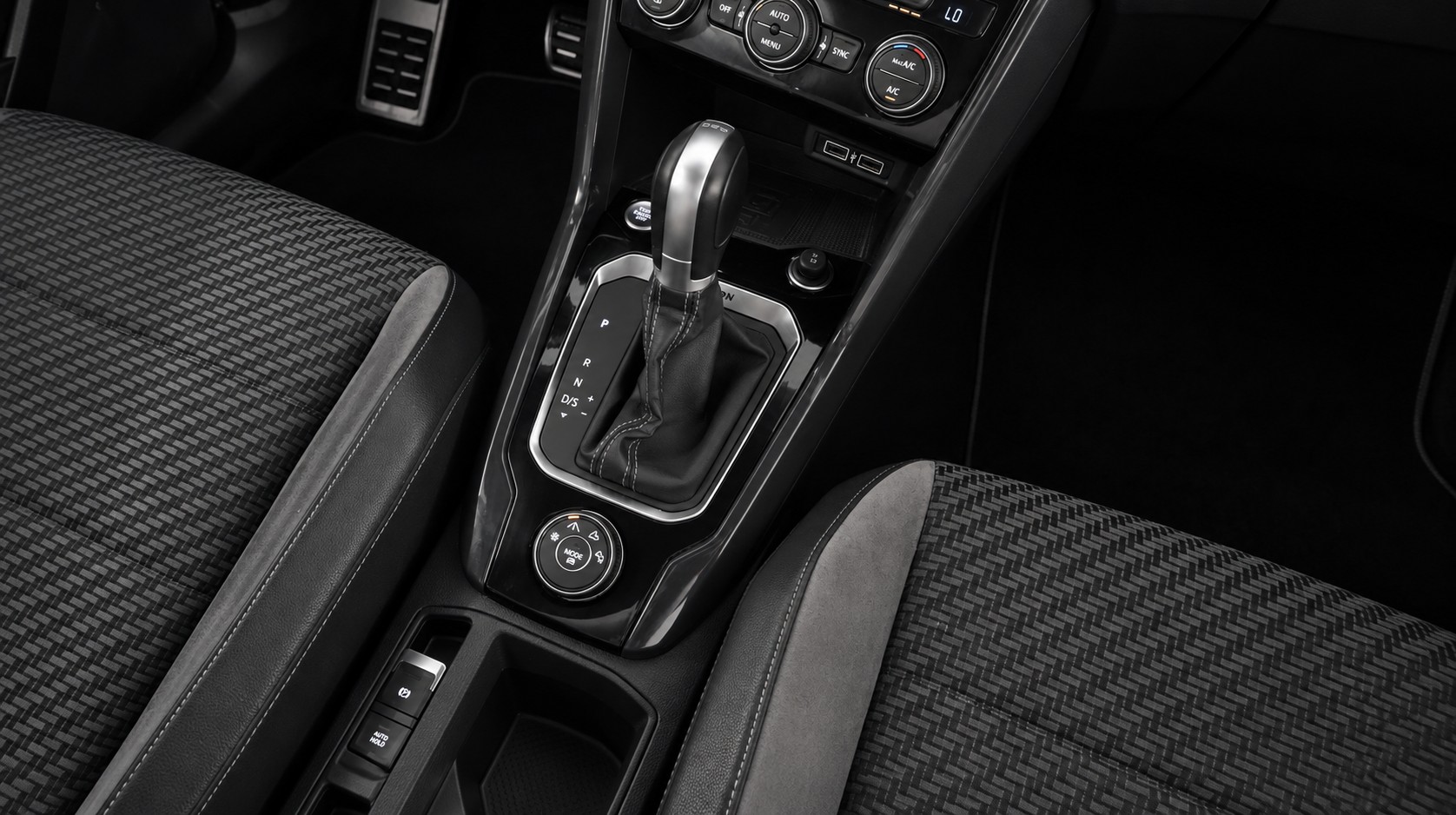 VW T-Roc 2.0 TDI SCR Sport DSG 4Motion-image-11