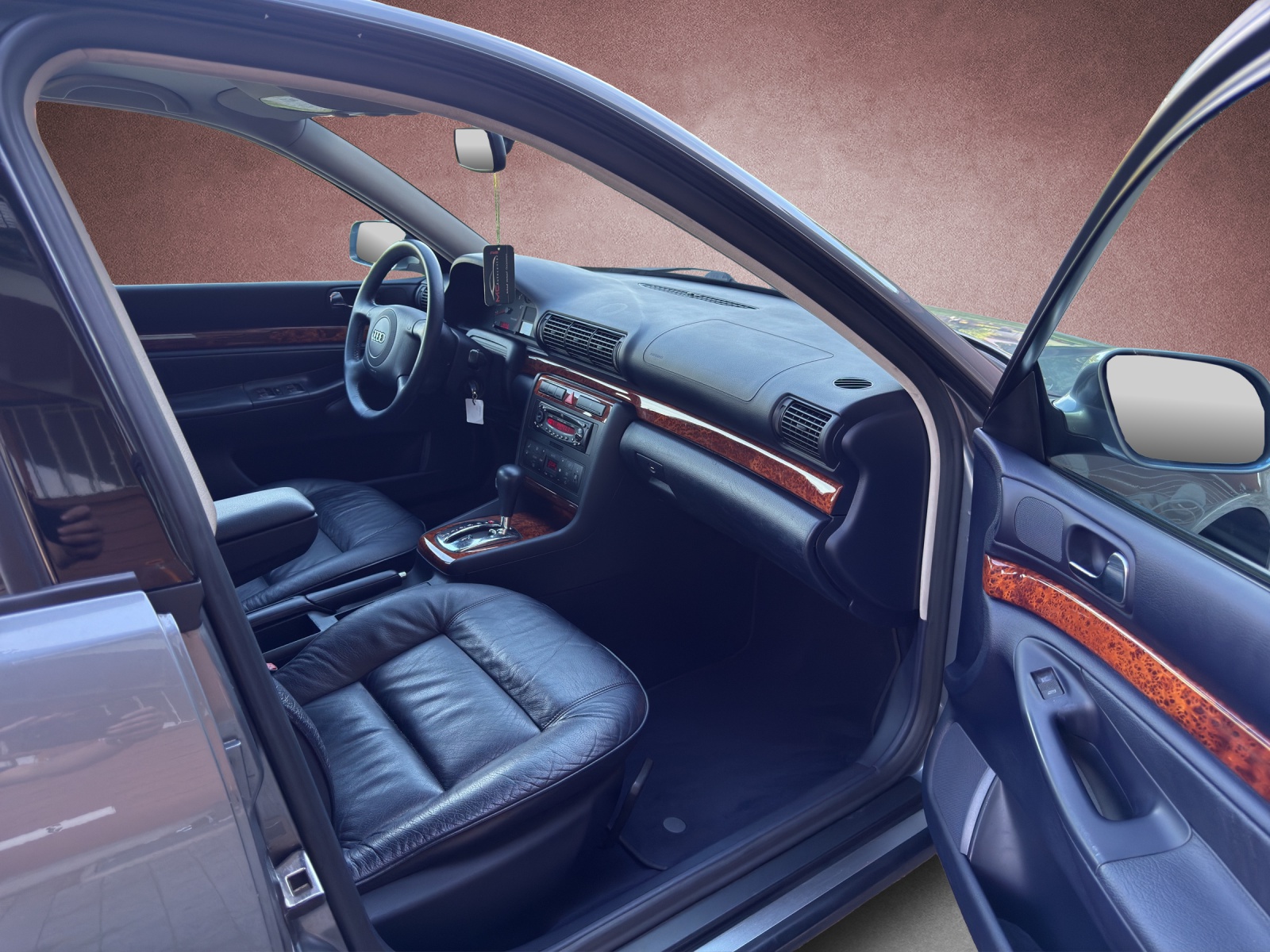 AUDI A4 2.4 Ambition-image-9