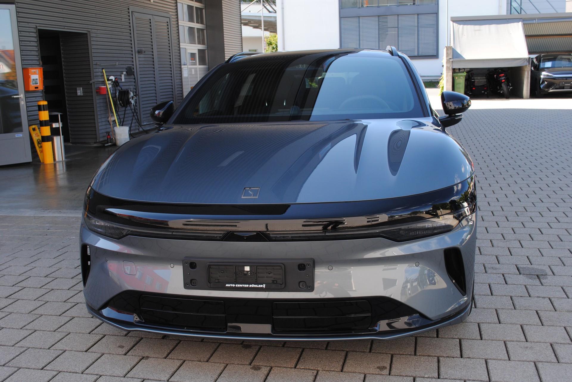 ZEEKR 7GT 100kWh Prvilege Launch Edition AWD-image-1