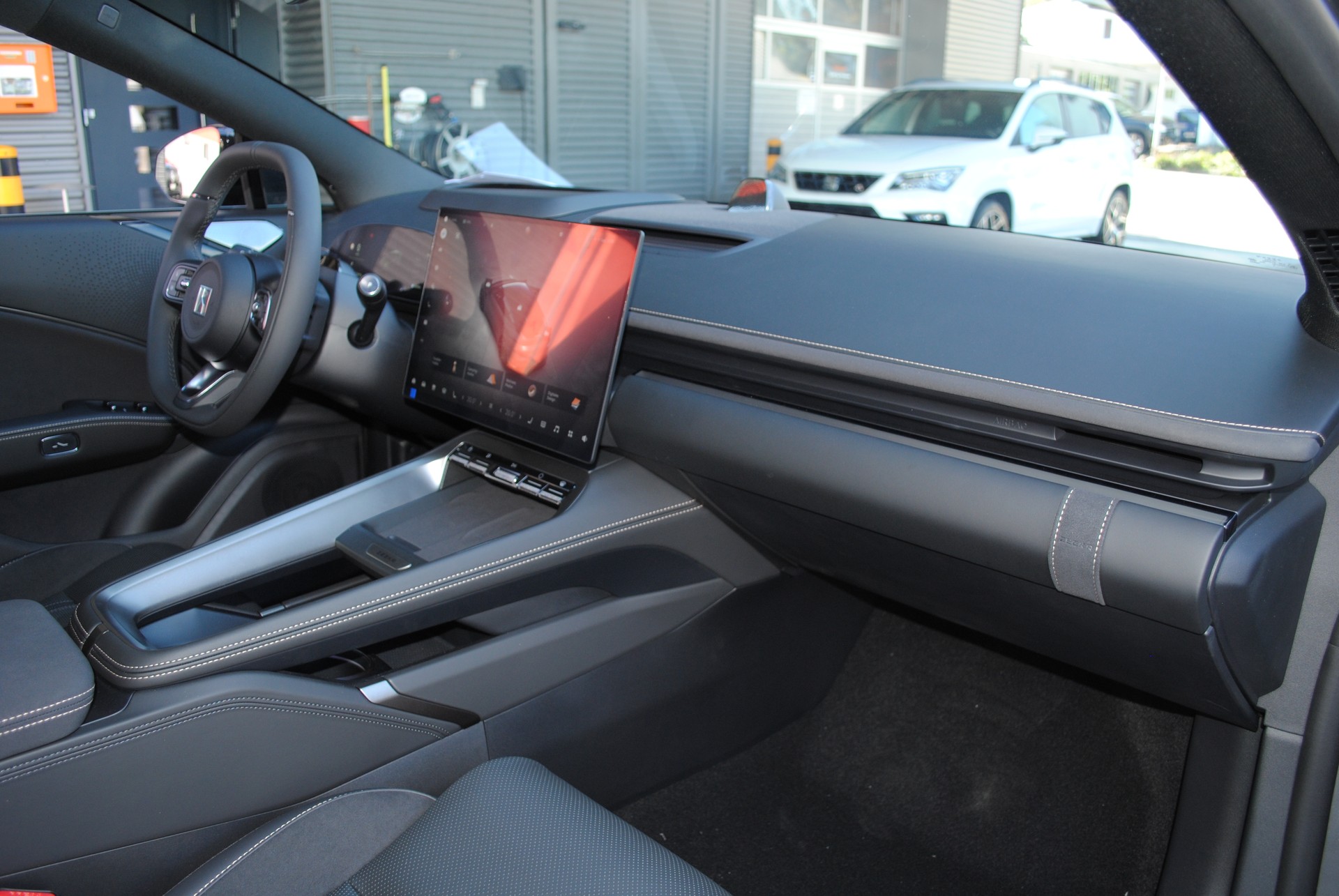ZEEKR 7GT 100kWh Prvilege Launch Edition AWD-image-14