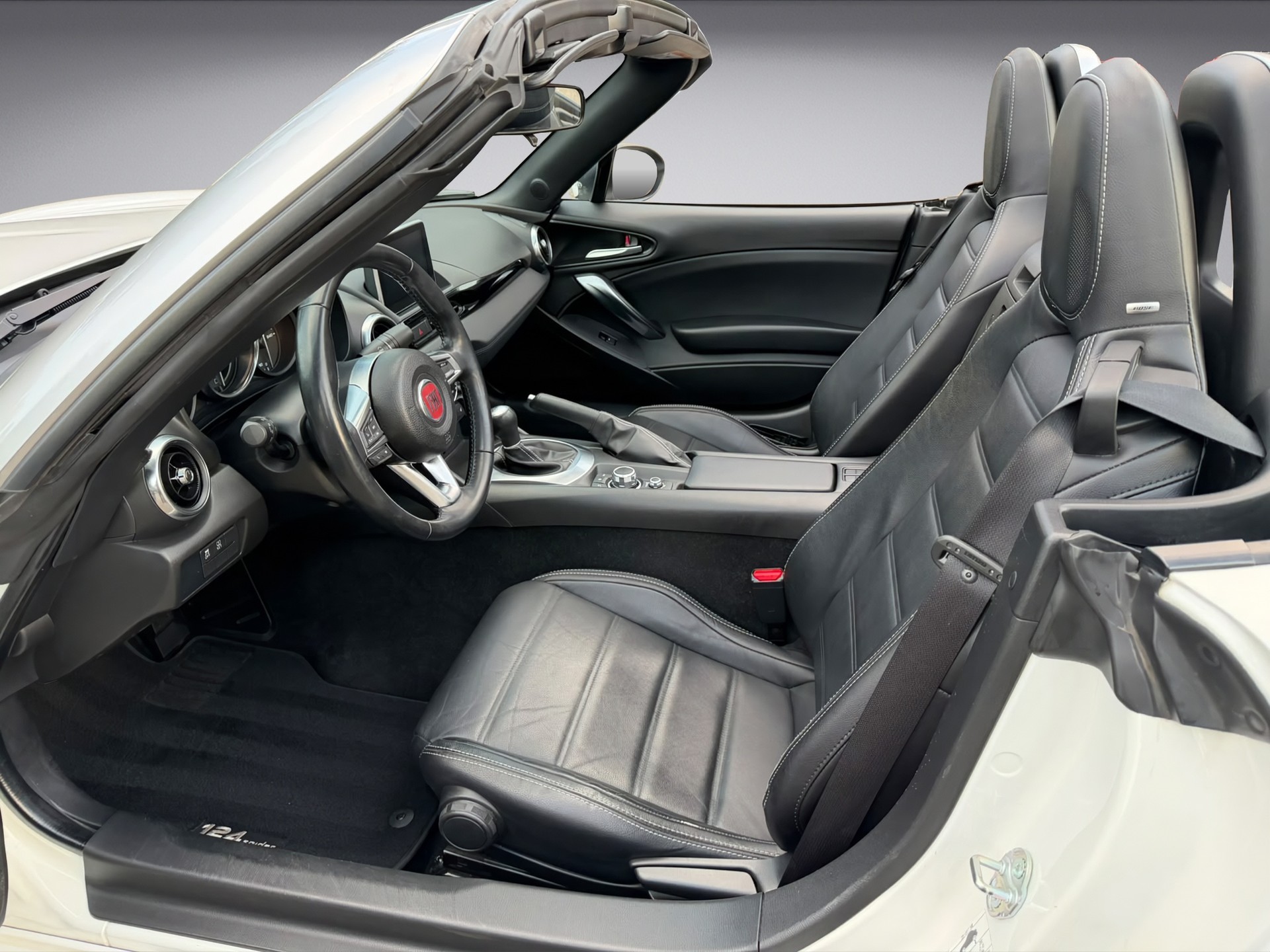 FIAT 124 Spider 1.4 TB Lusso-image-15