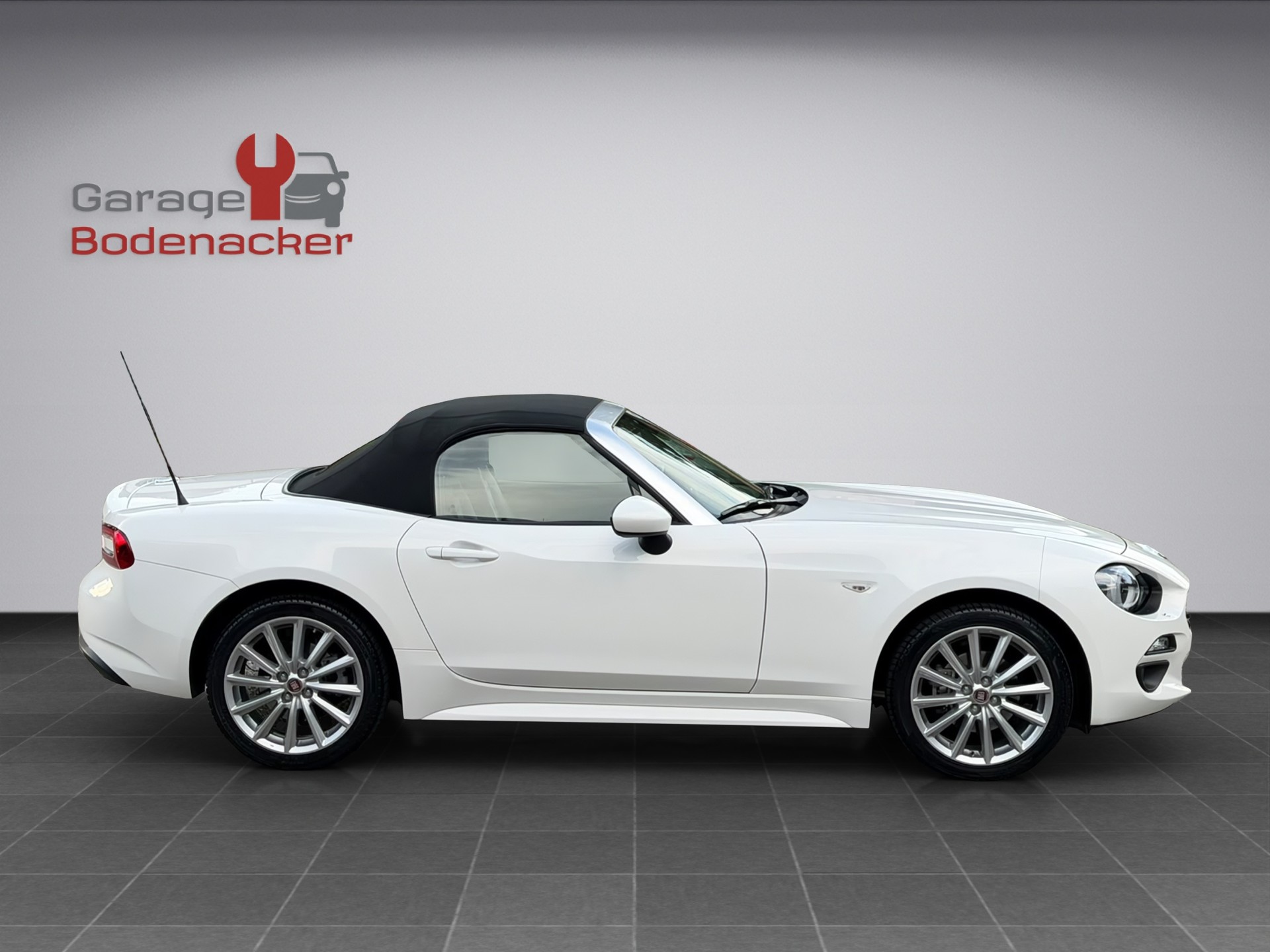 FIAT 124 Spider 1.4 TB Lusso-image-8