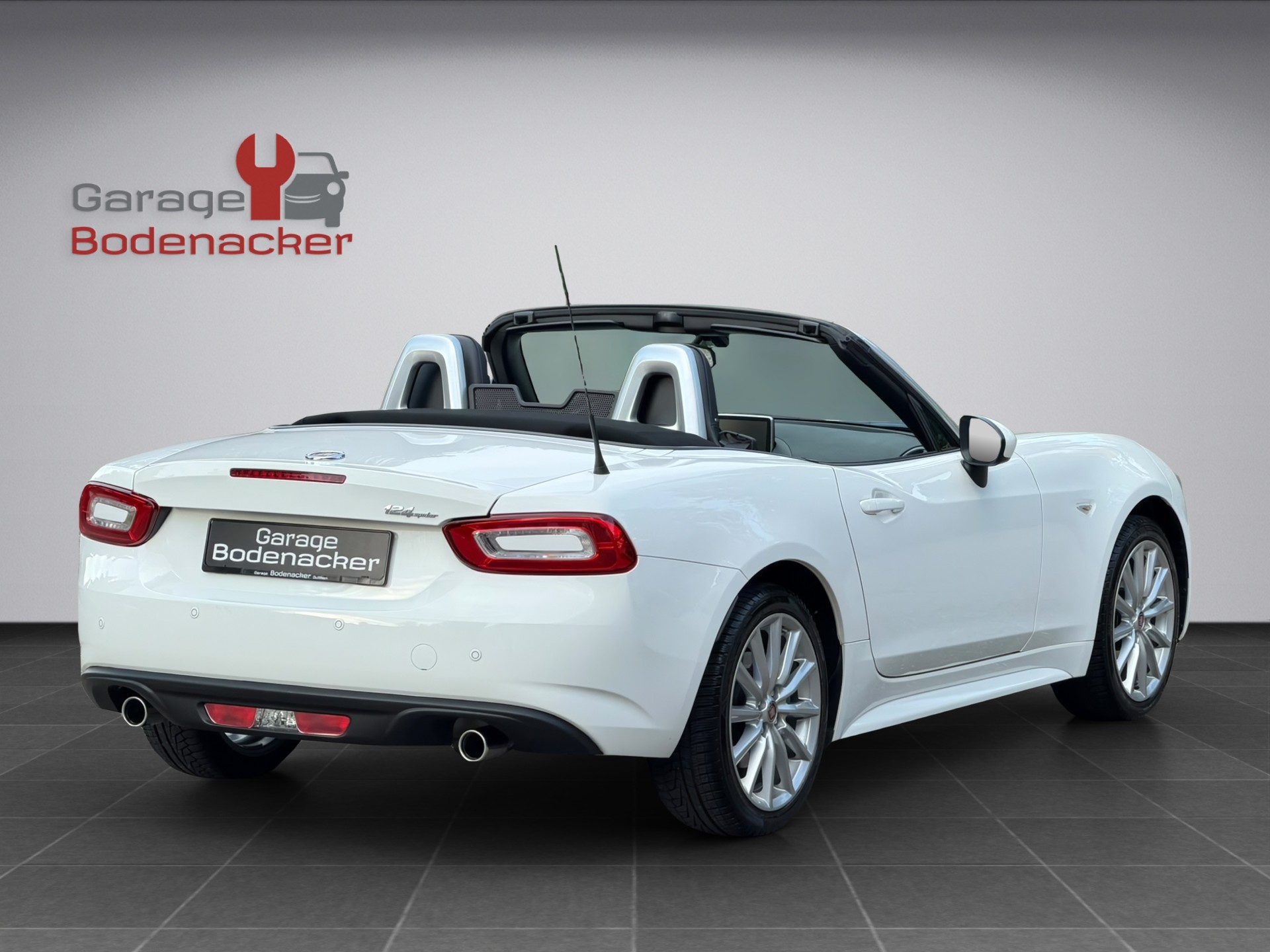 FIAT 124 Spider 1.4 TB Lusso-image-4