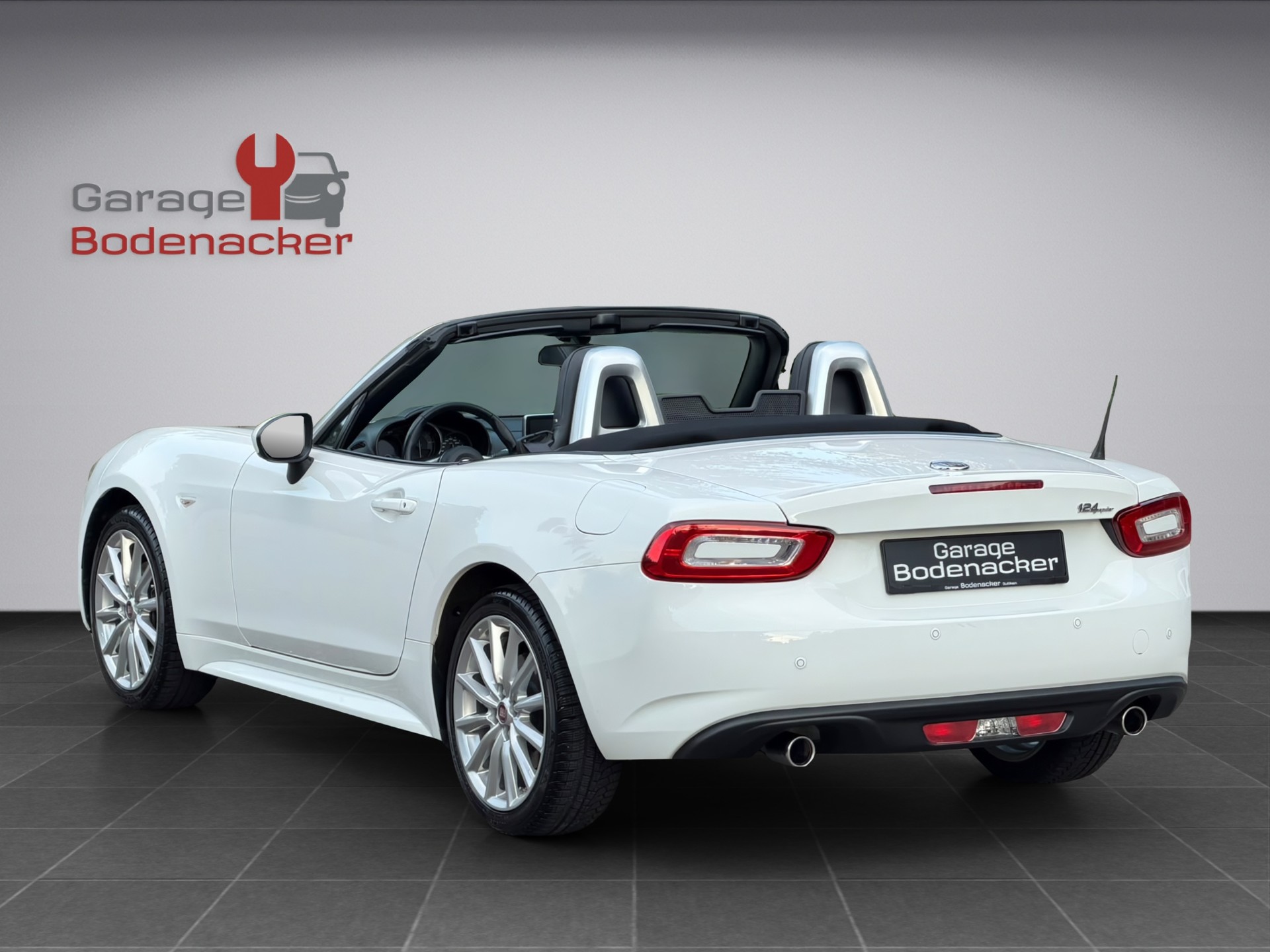 FIAT 124 Spider 1.4 TB Lusso-image-3