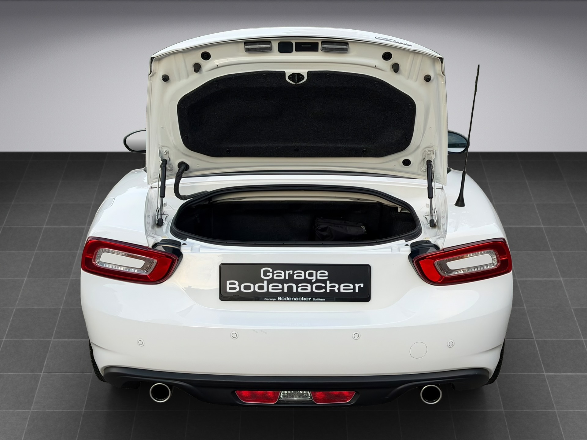 FIAT 124 Spider 1.4 TB Lusso-image-22