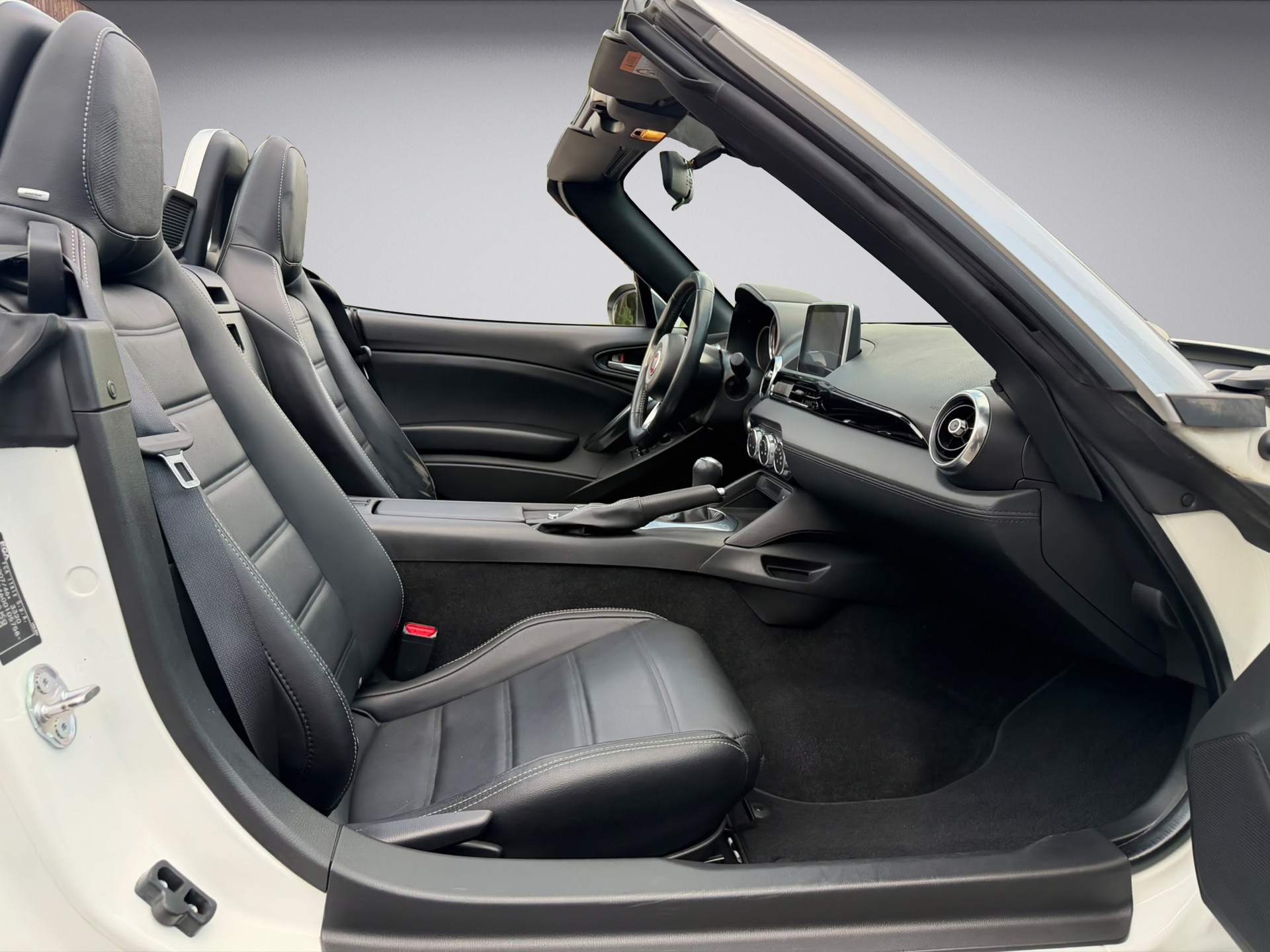 FIAT 124 Spider 1.4 TB Lusso-image-16