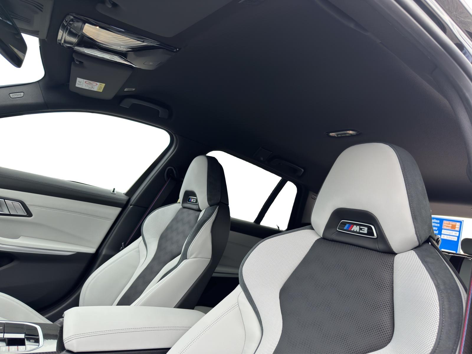 BMW M3 Competition M xDrive Touring-image-16