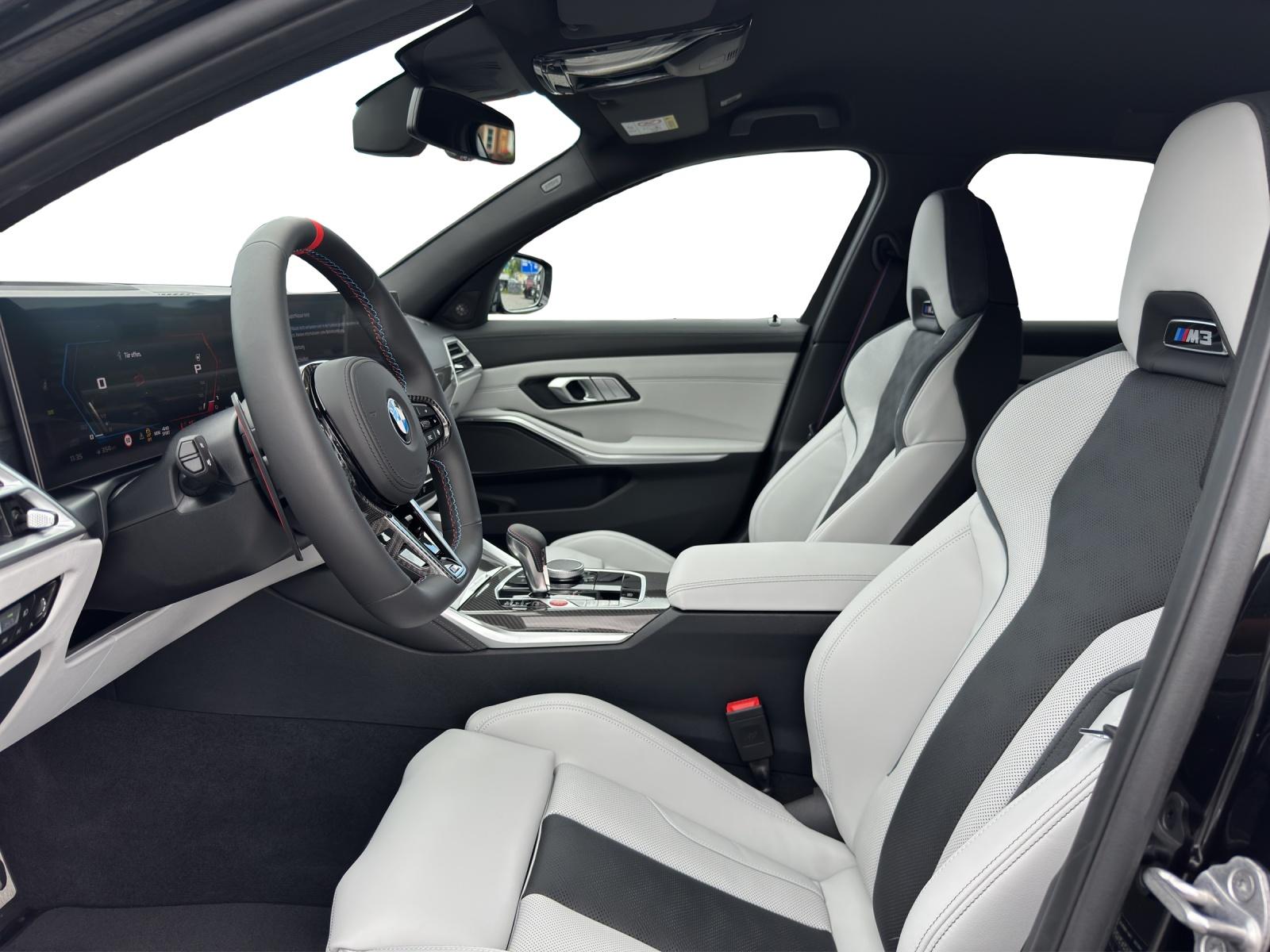 BMW M3 Competition M xDrive Touring-image-8