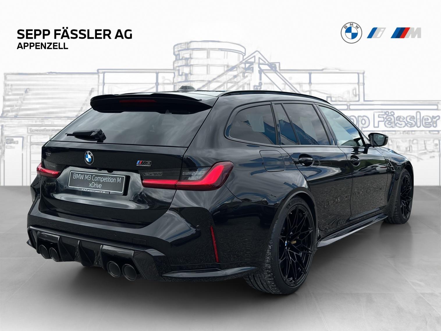 BMW M3 Competition M xDrive Touring-image-4