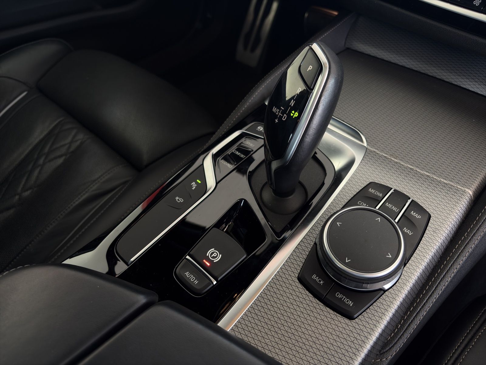 BMW 540 d xDrive Steptronic-image-15