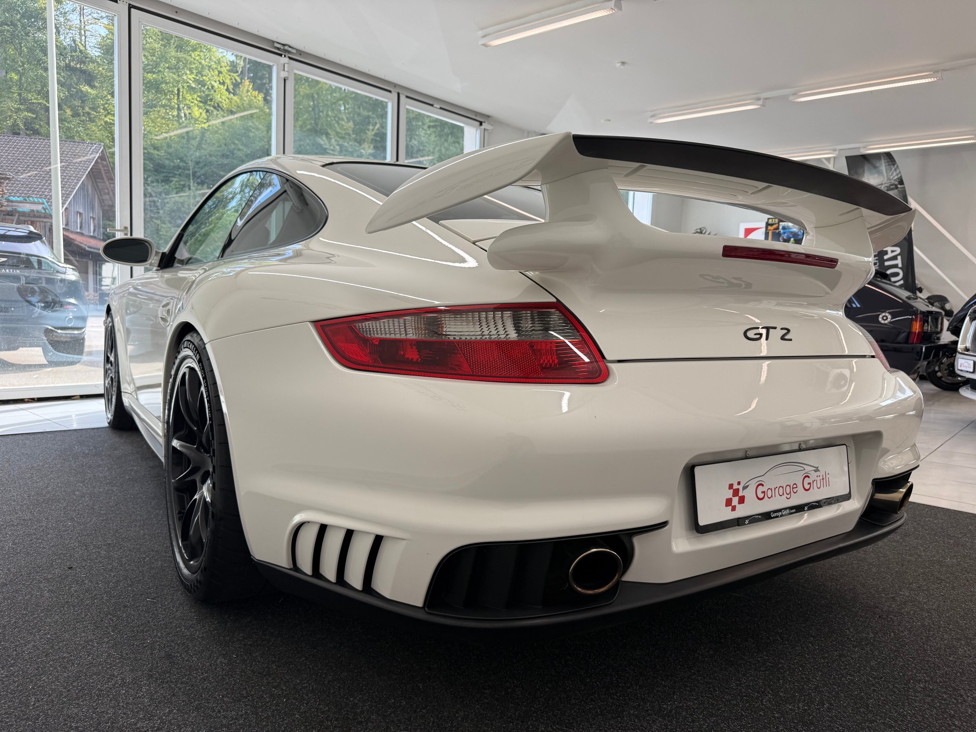 PORSCHE 911 Coupé 3.6 GT2-image-18