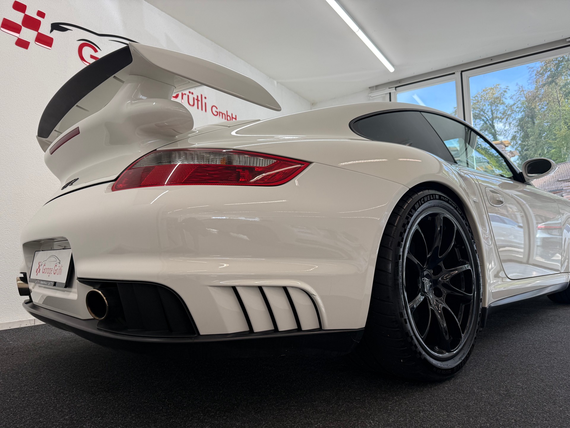 PORSCHE 911 Coupé 3.6 GT2-image-4