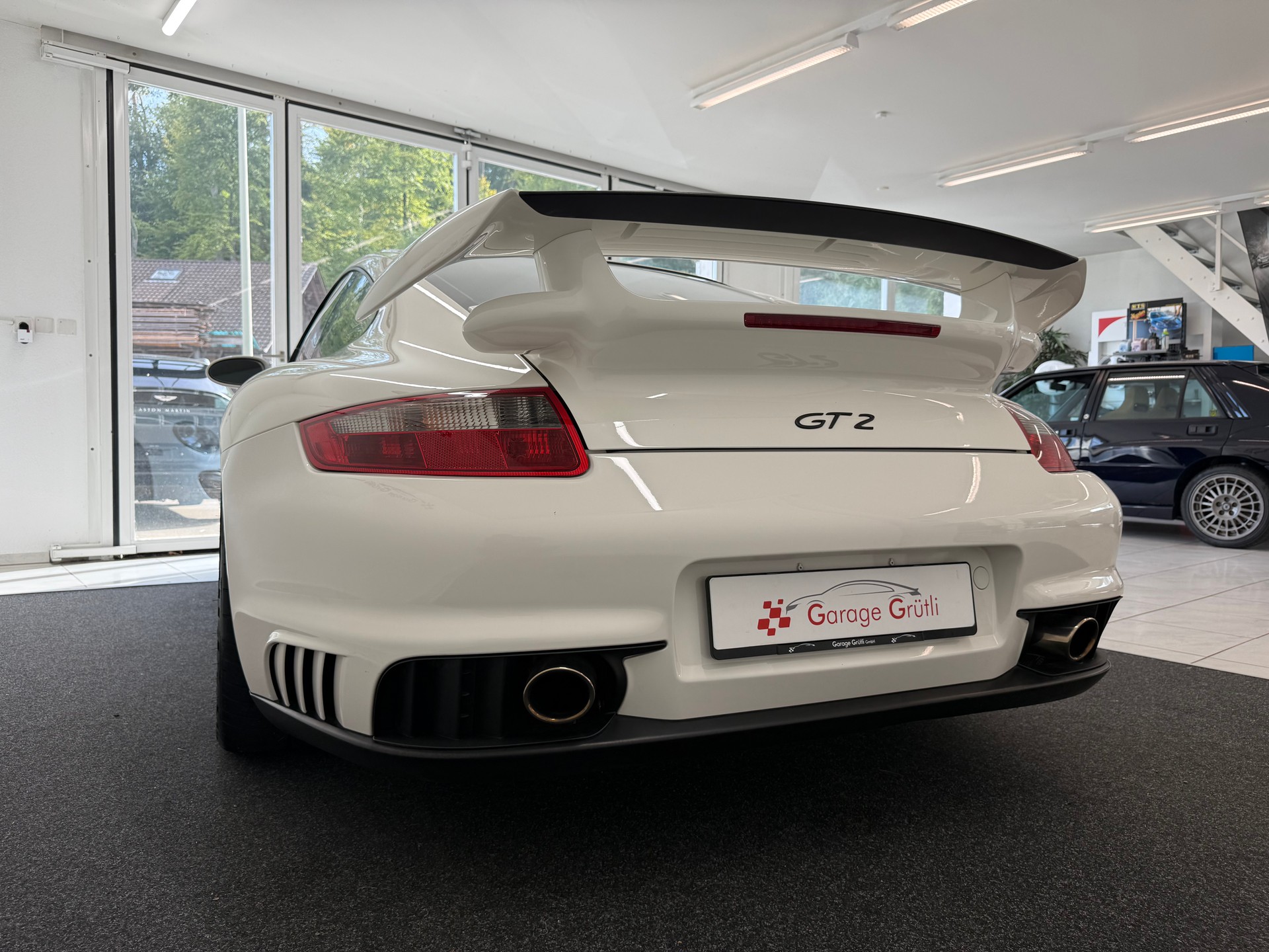 PORSCHE 911 Coupé 3.6 GT2-image-17