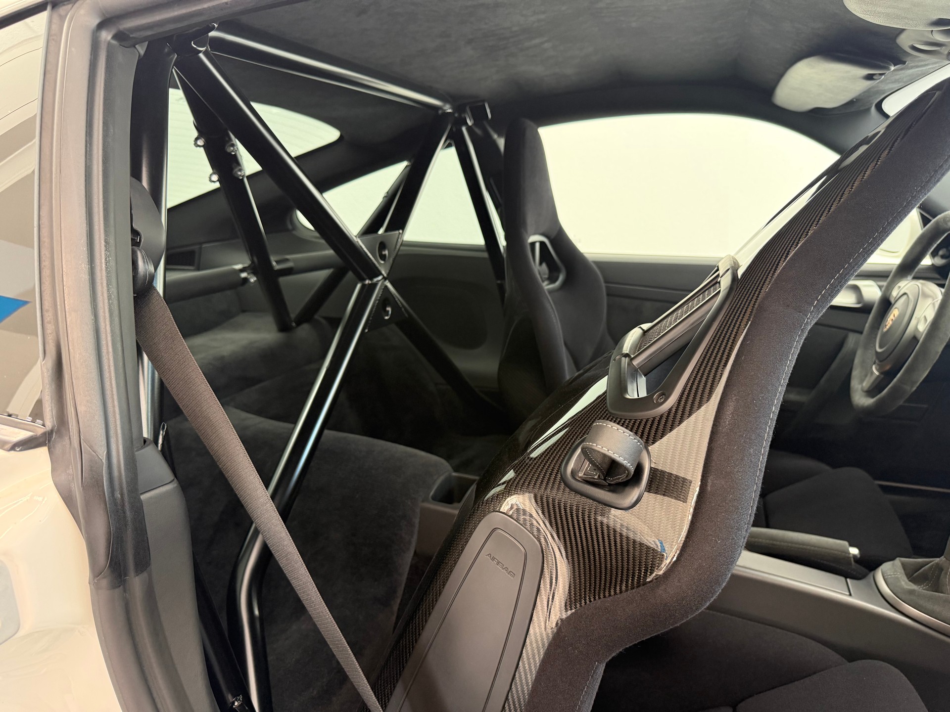 PORSCHE 911 Coupé 3.6 GT2-image-14