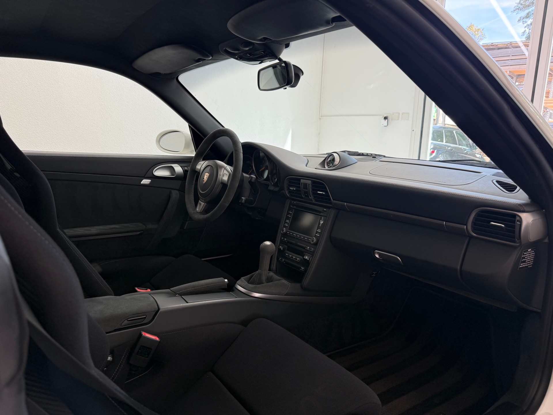 PORSCHE 911 Coupé 3.6 GT2-image-10