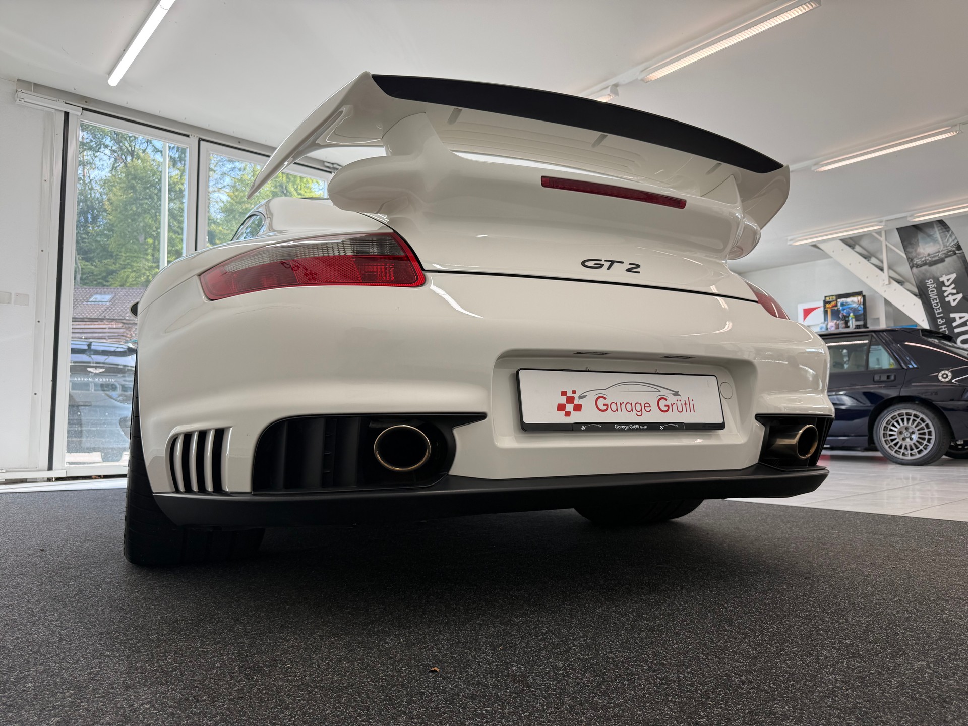 PORSCHE 911 Coupé 3.6 GT2-image-15