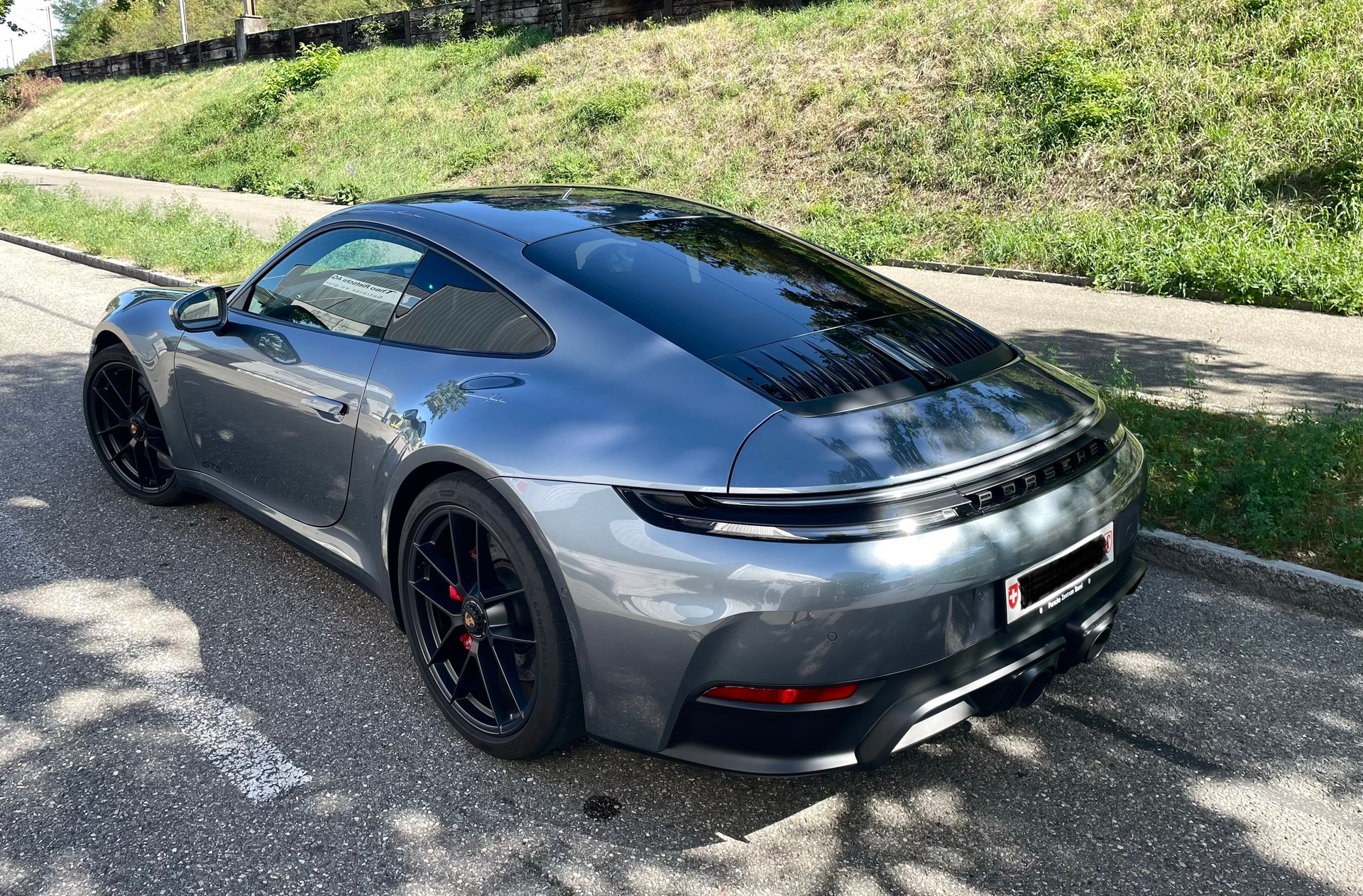 PORSCHE 3.6 Carrera 4 GTS PDK-image-1