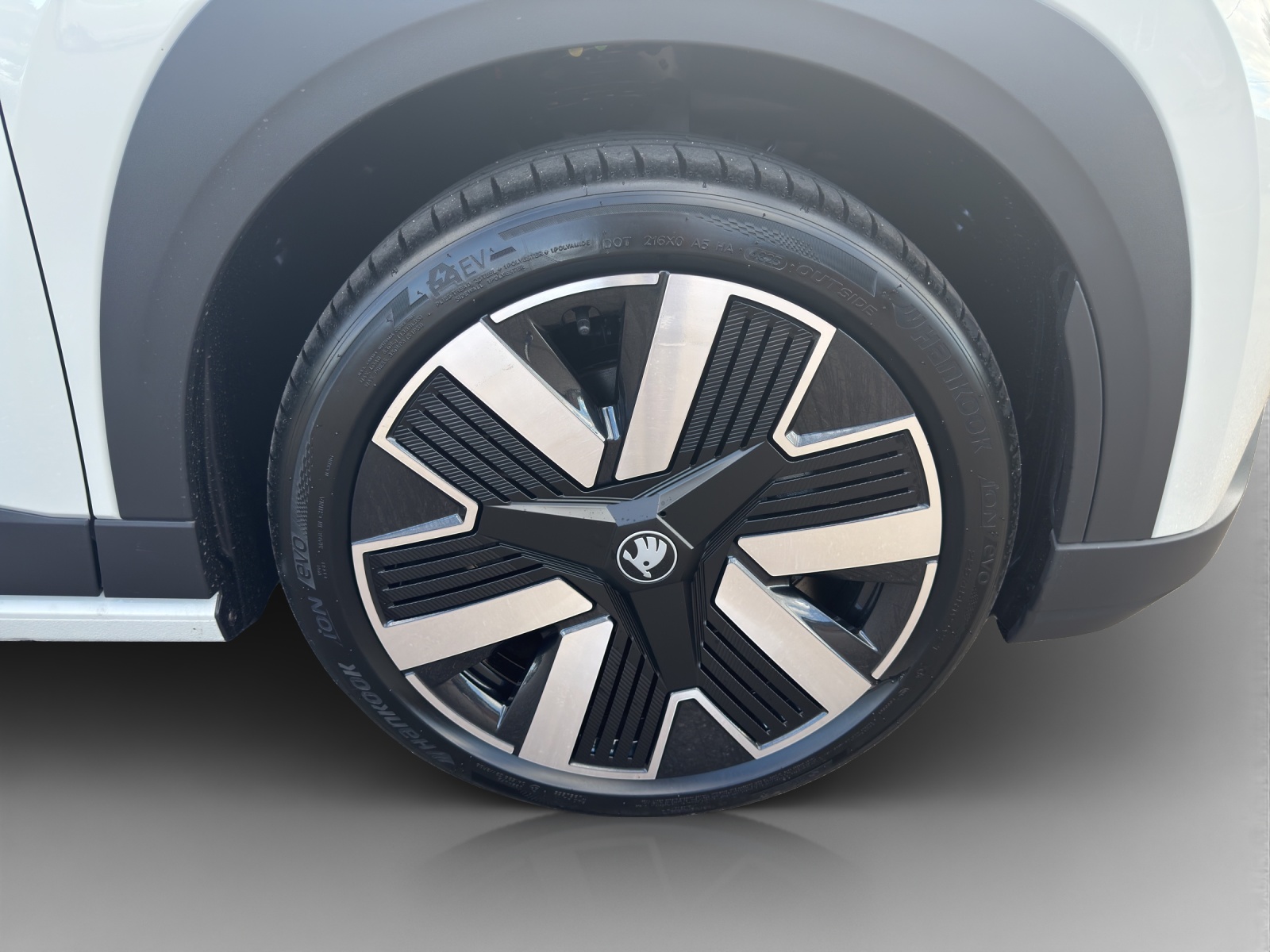 SKODA ***NEW NEW NEW Epiq Selection-image-15